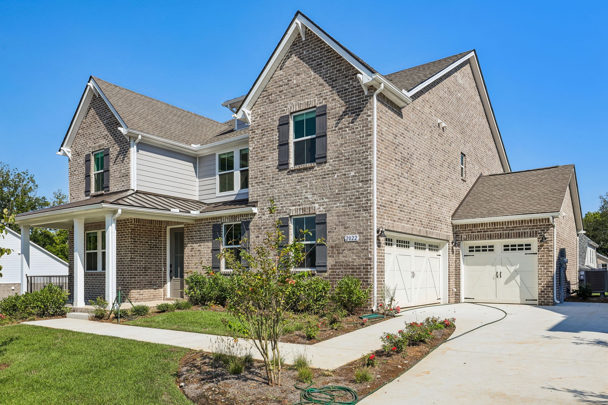 2022 Riley Park Dr