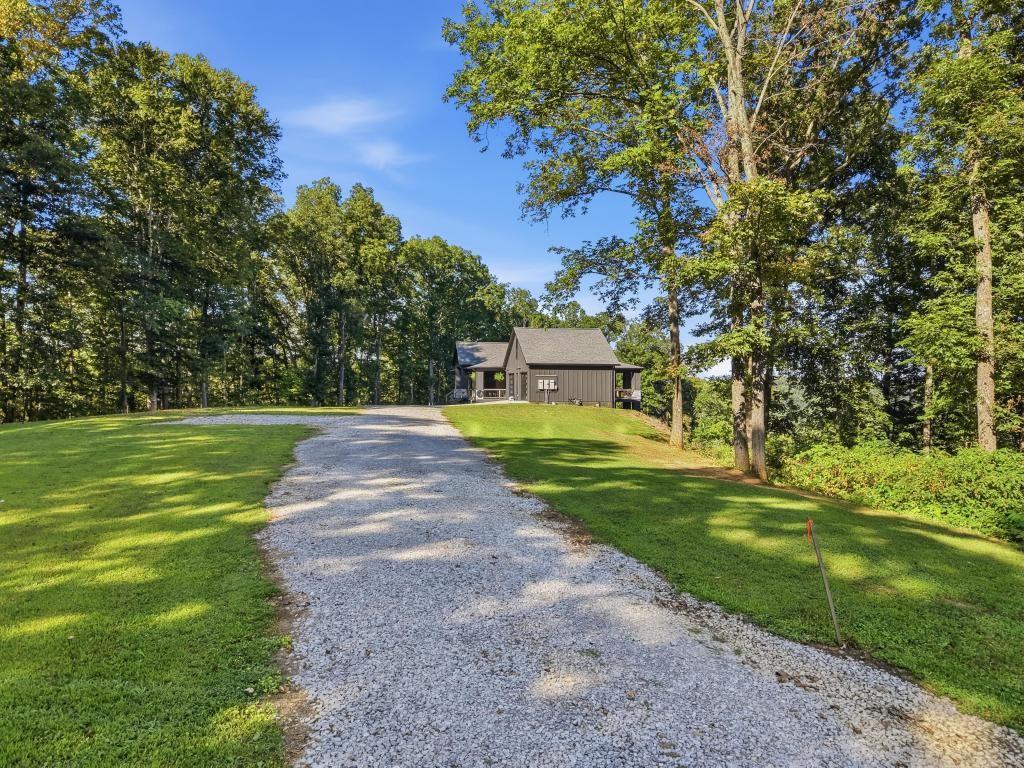 1200 Pine Orchard Rd