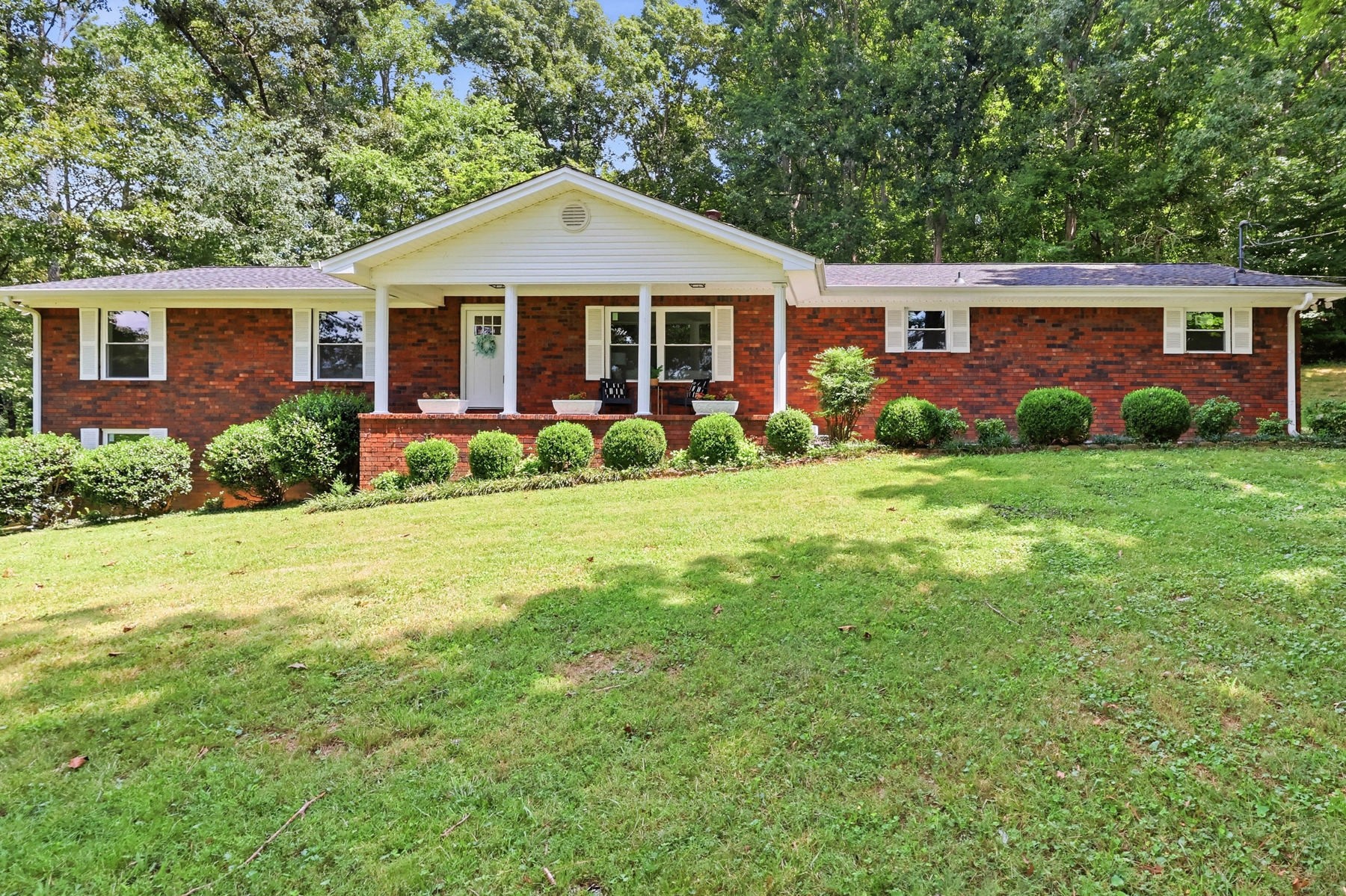 213 Dunn Farm Rd, SE