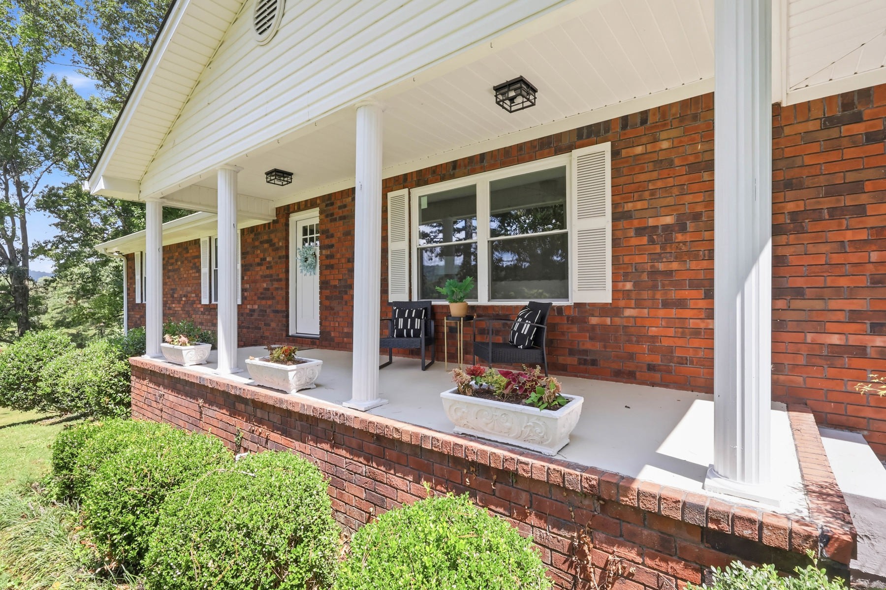 213 Dunn Farm Rd, SE