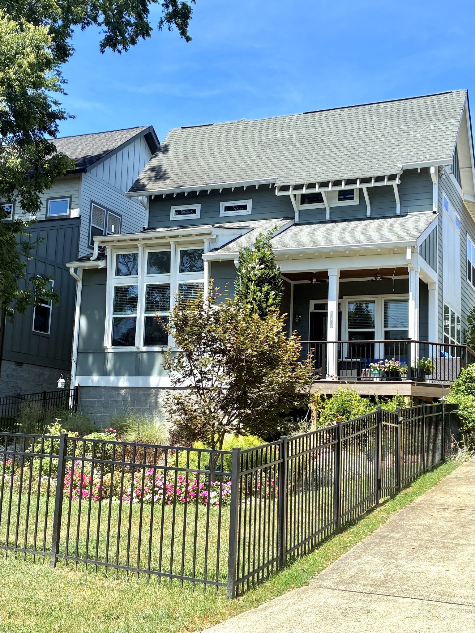 109C Creighton Ave