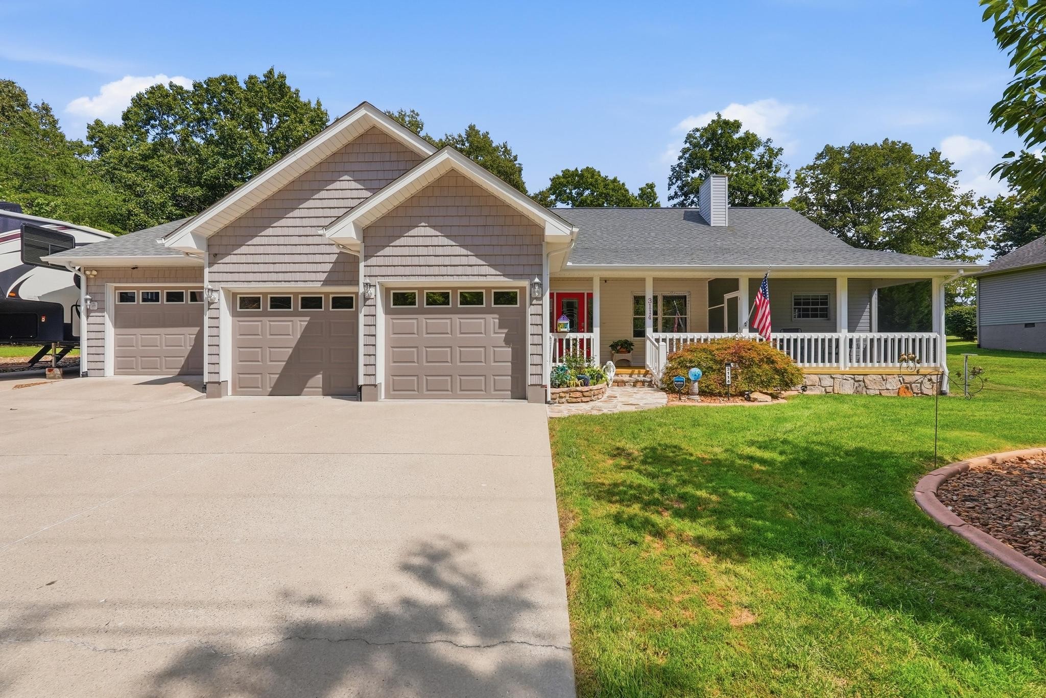 3114 Seminole Loop