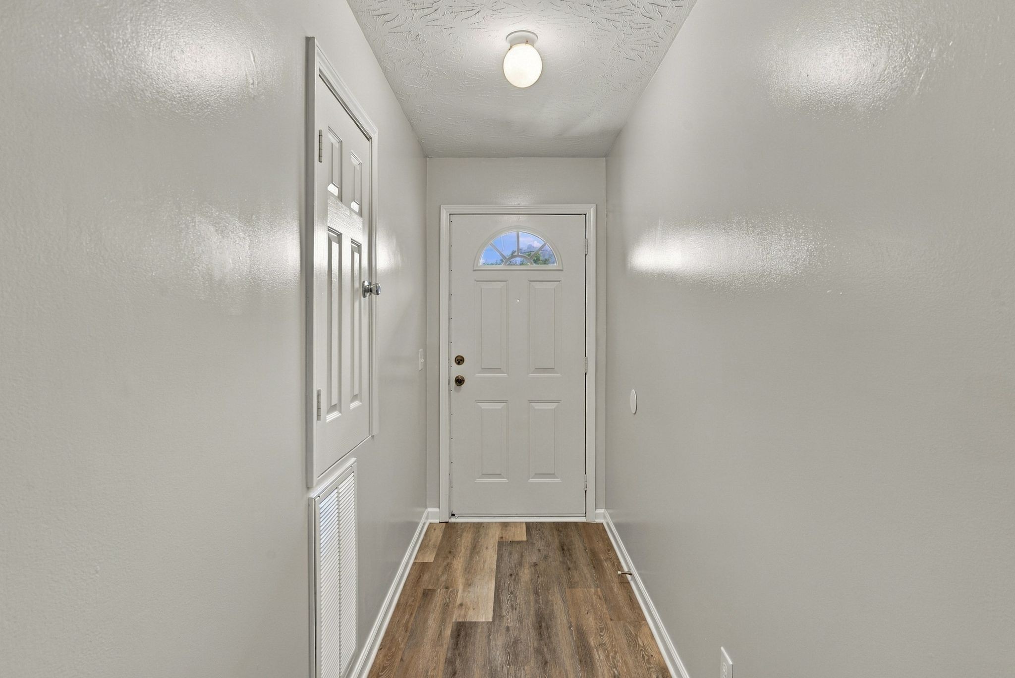 212 Graves Rd
