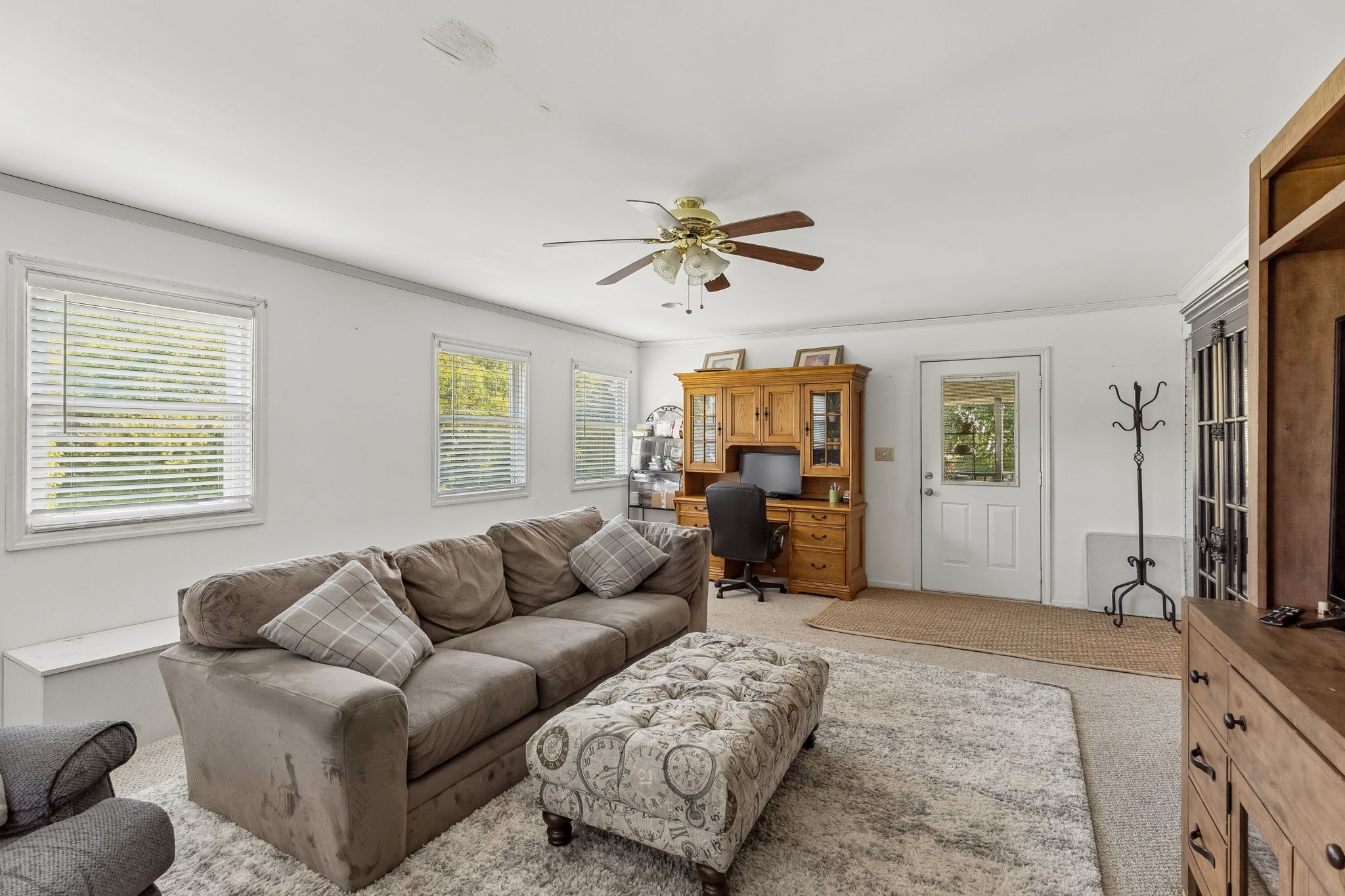 3087 Valley Creek Rd