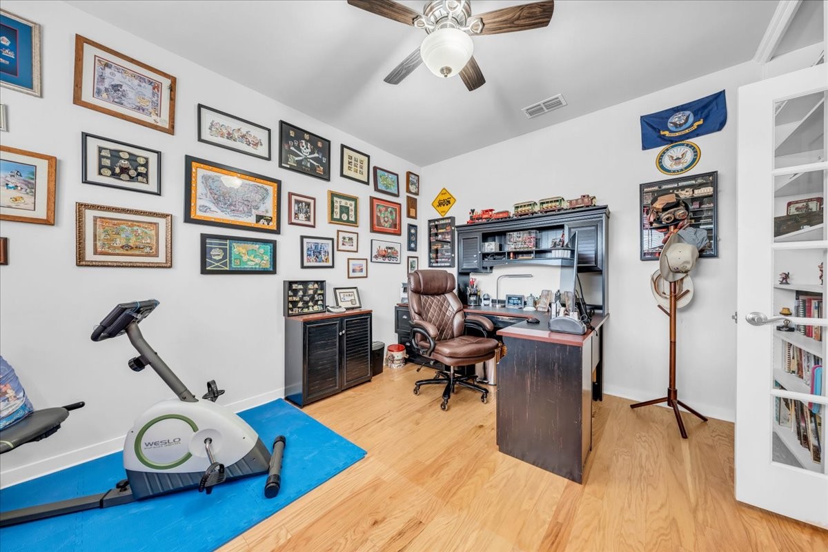 804 Topaz Dr