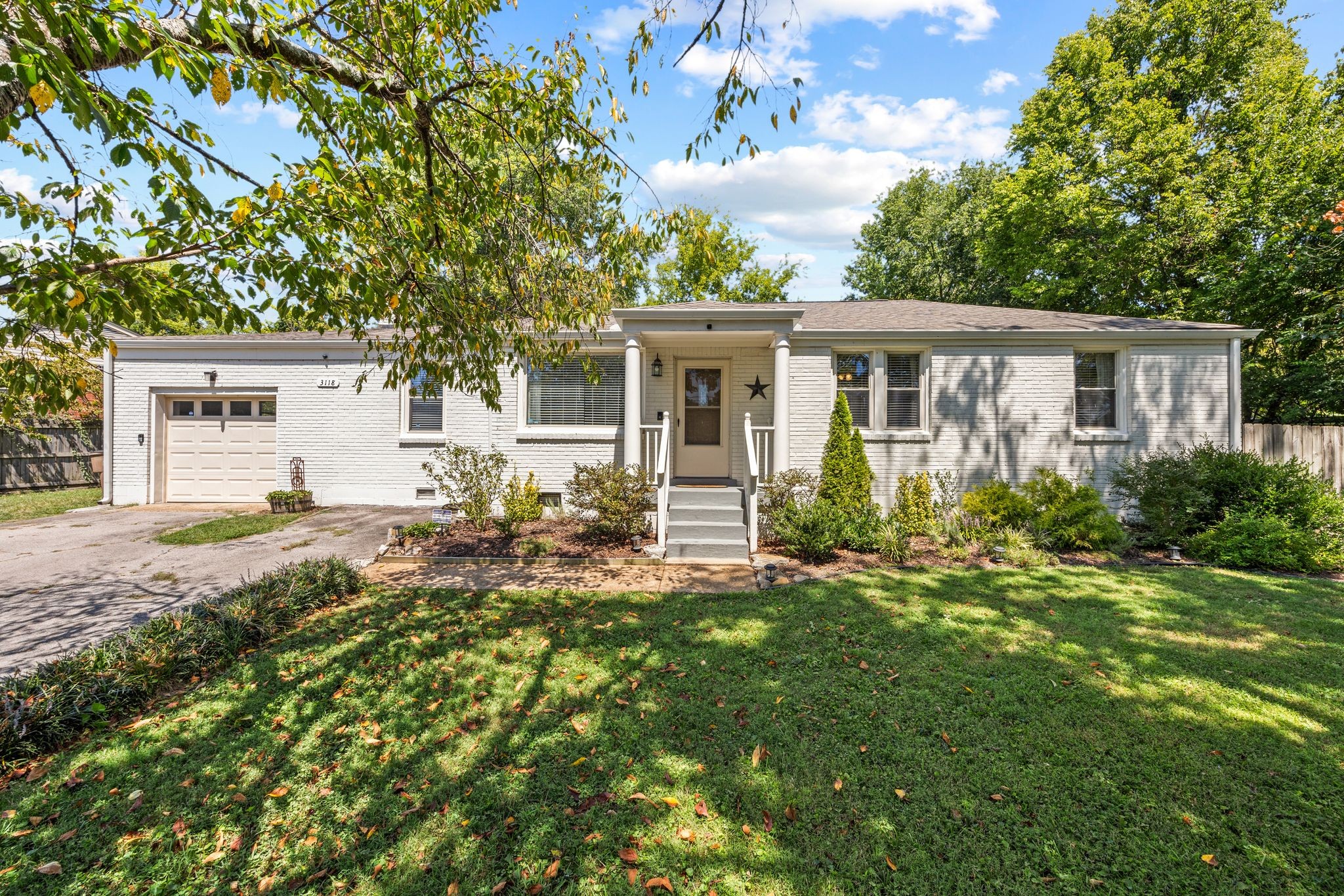 3118 Lake Park Dr