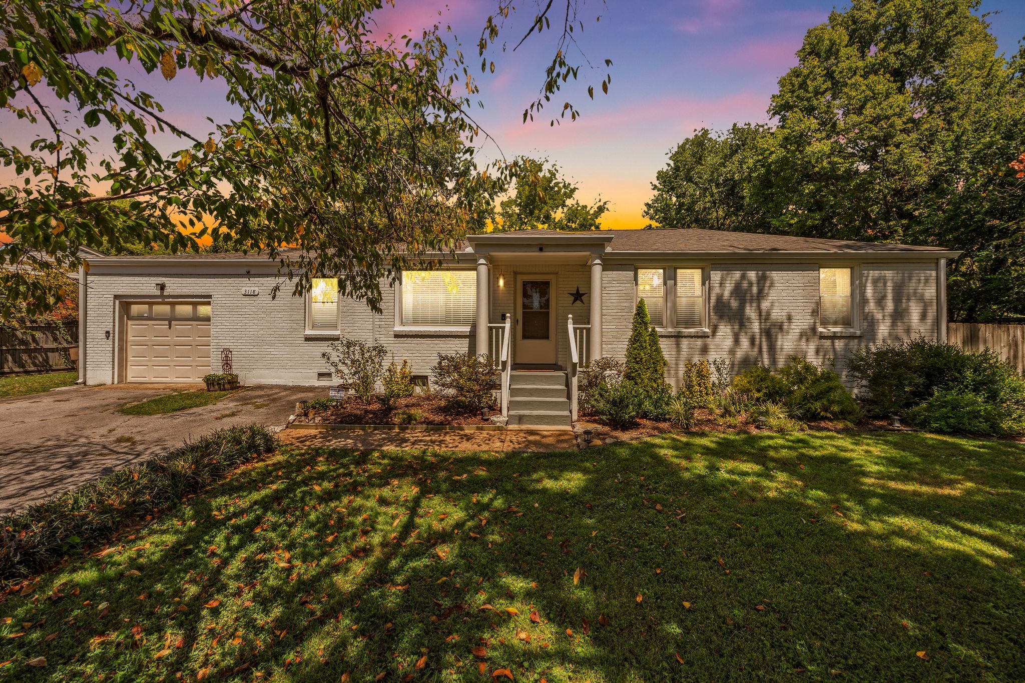 3118 Lake Park Dr