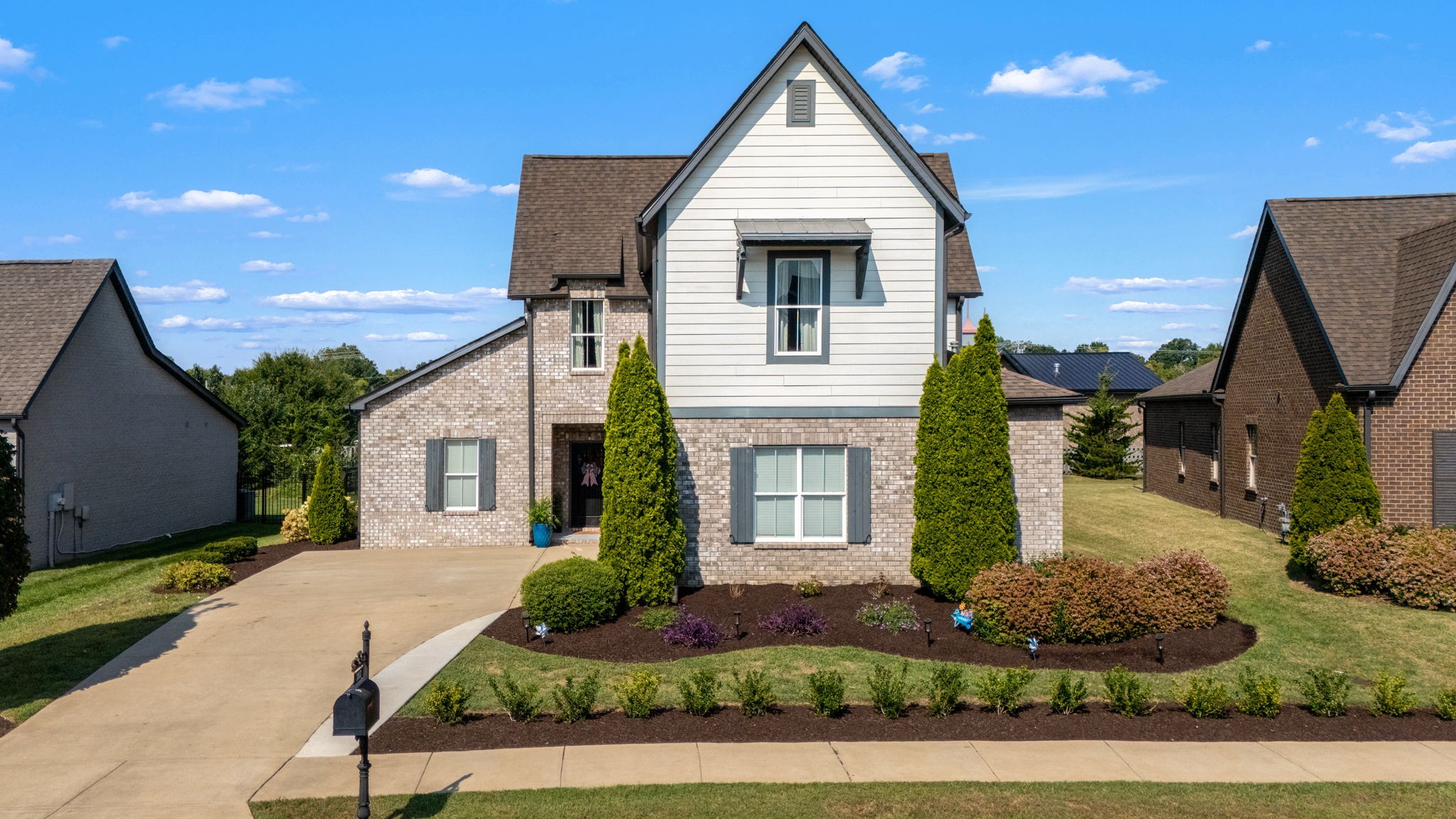 303 Colt Ave