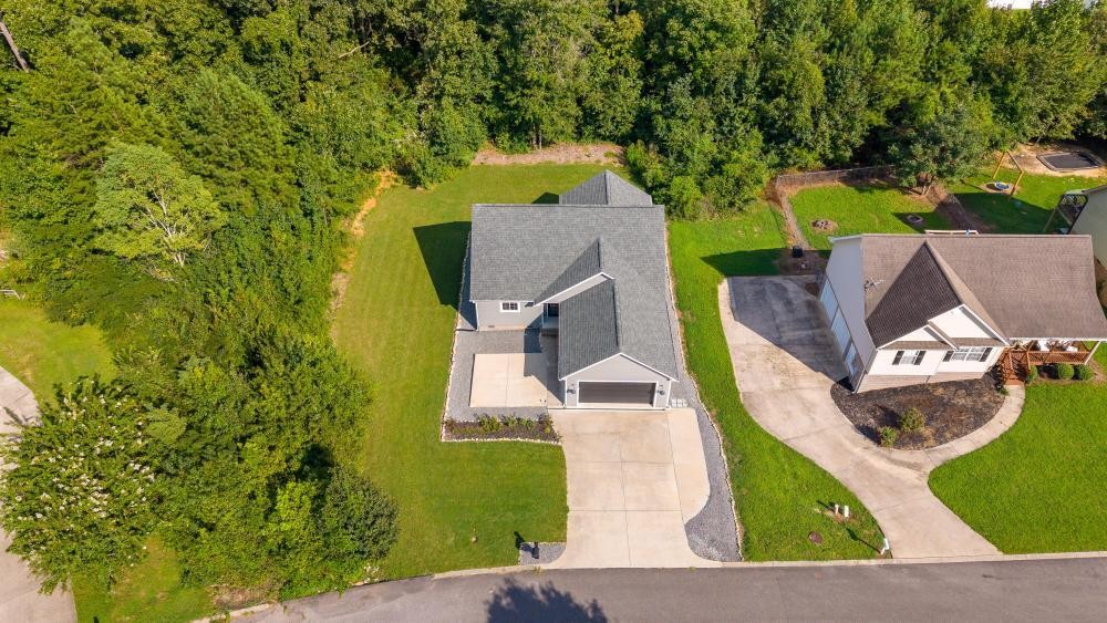 1428 Woodland Cove Drive, NE