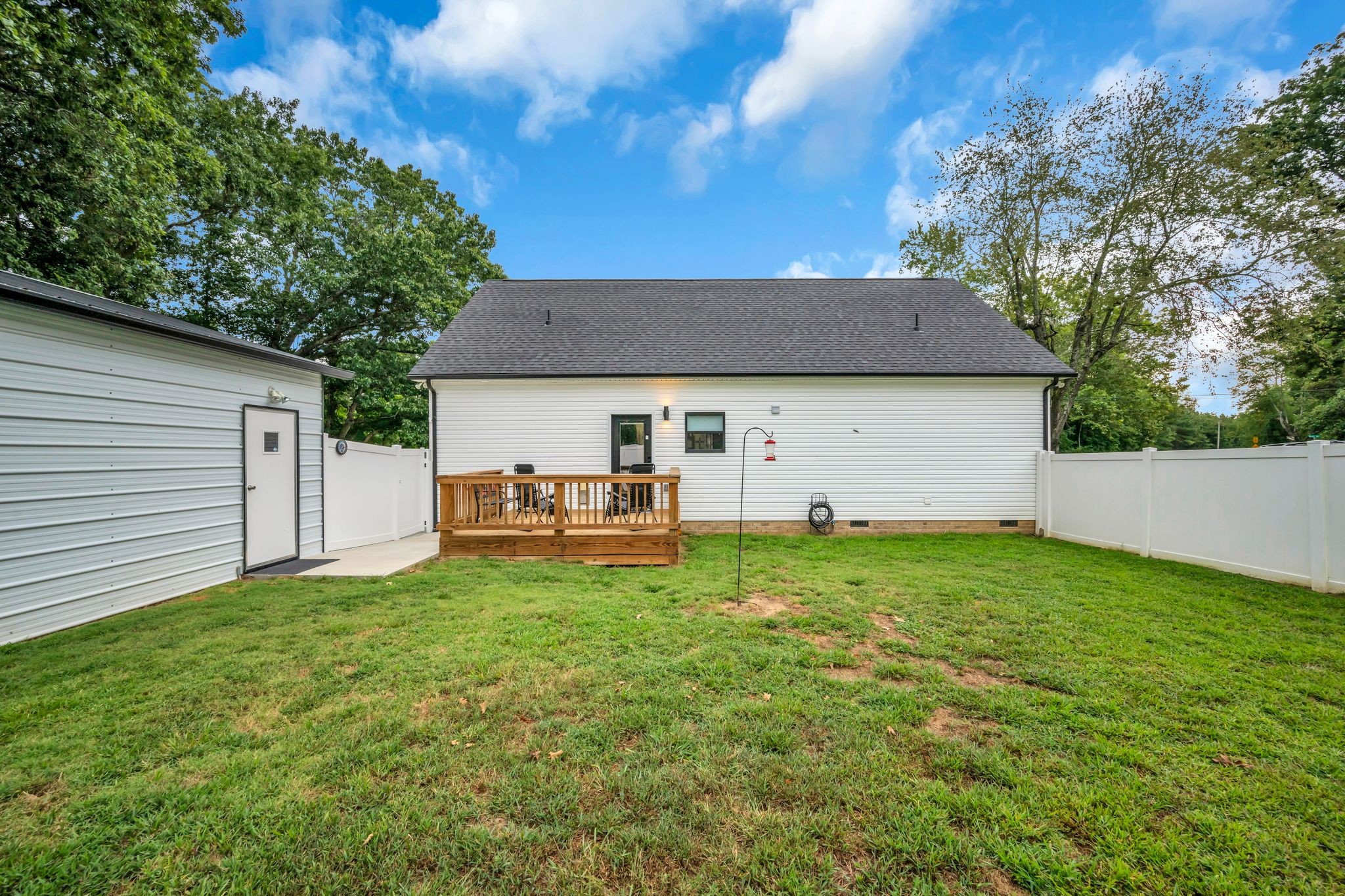 330 Kaiser Rd