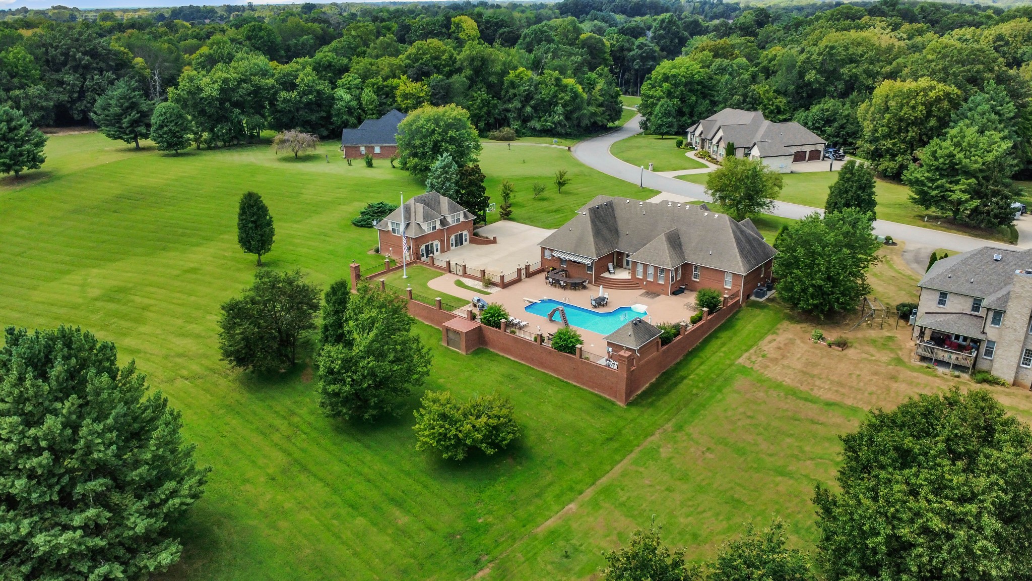 4884 Saint Andrew Ct