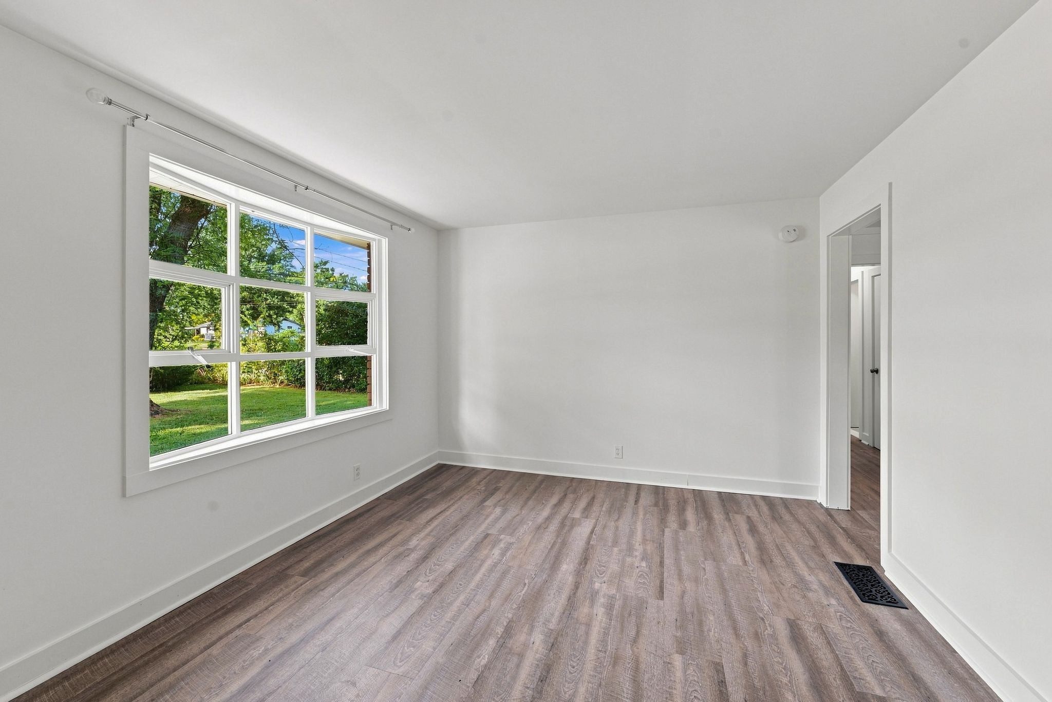 278 Garry Dr