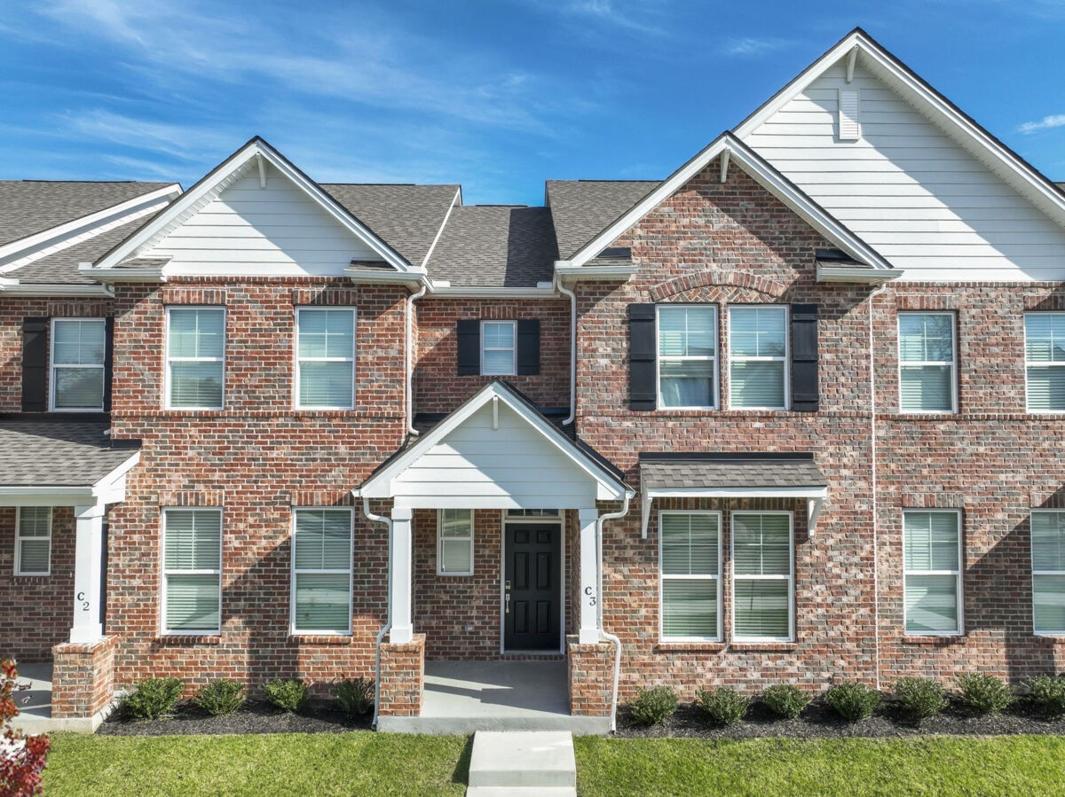 2900 Suzanne Landon Dr