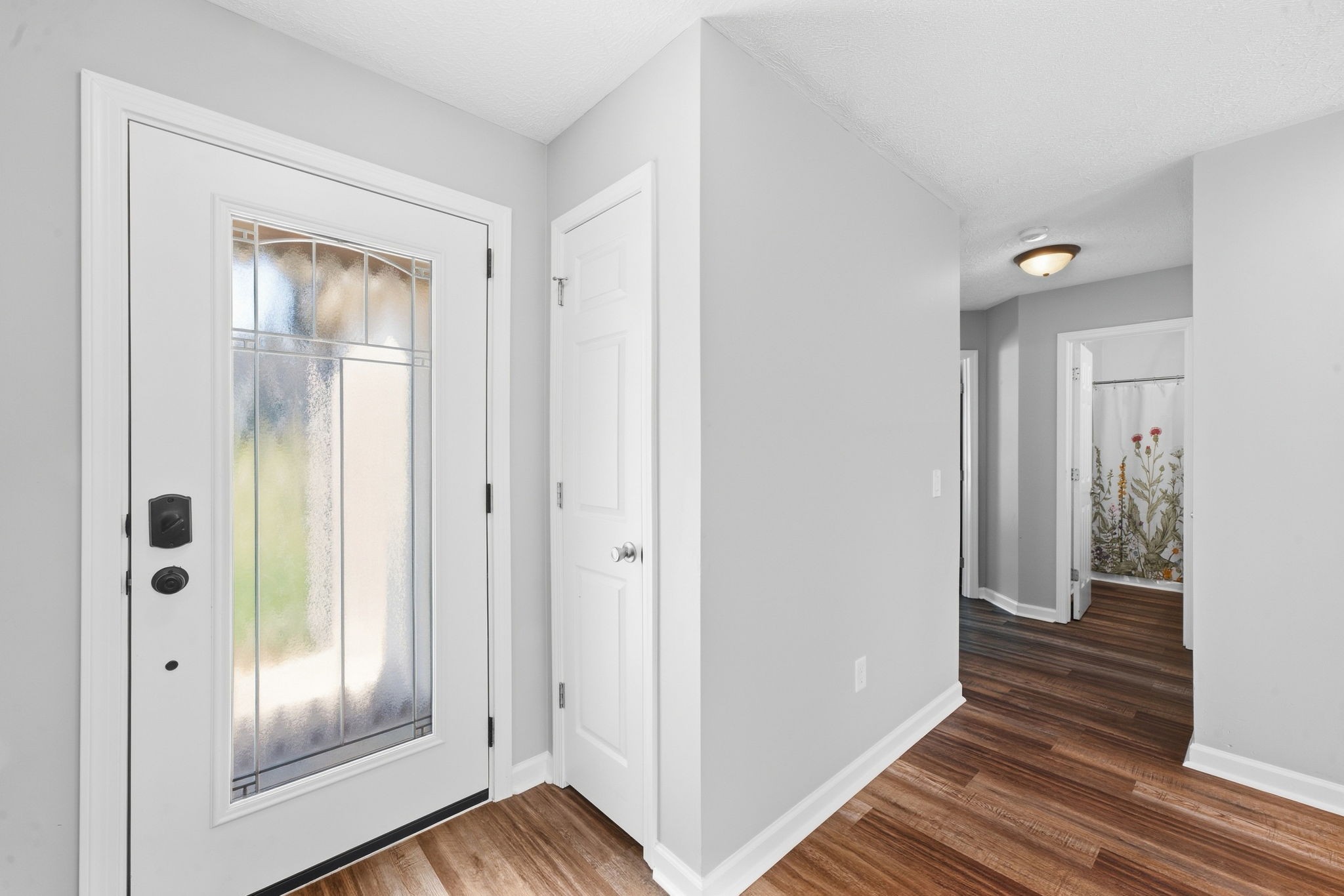 1524 Joanne Cir