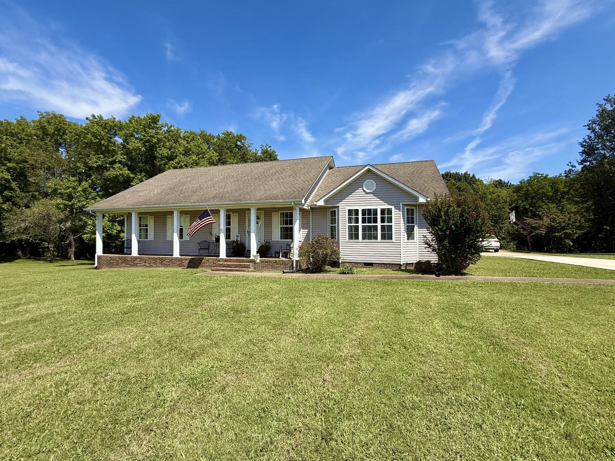 594 Highway 64, W