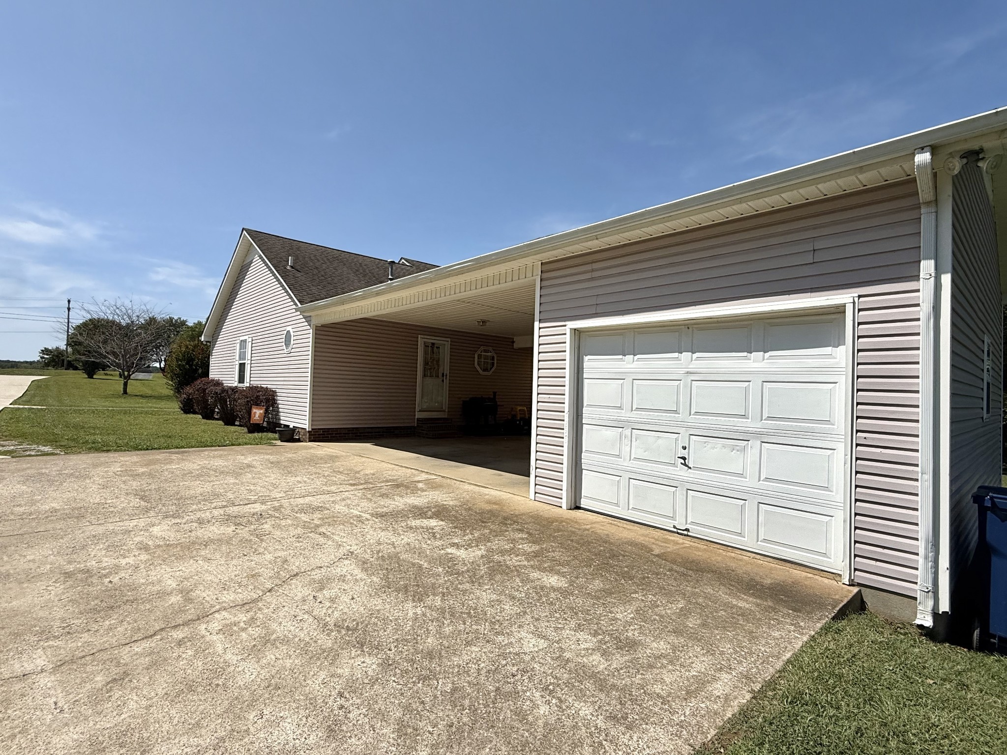 594 Highway 64, W