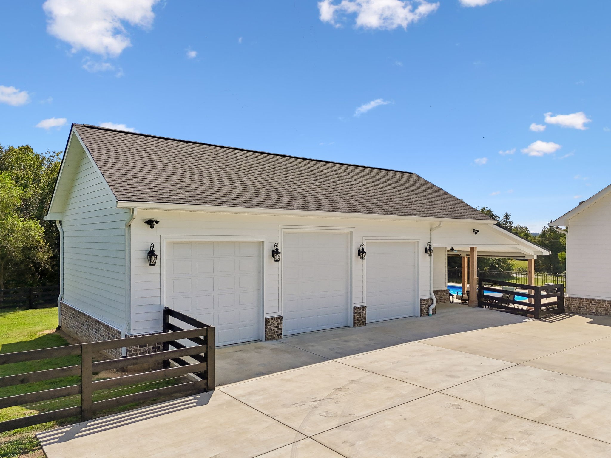 2601 Ben Green Rd