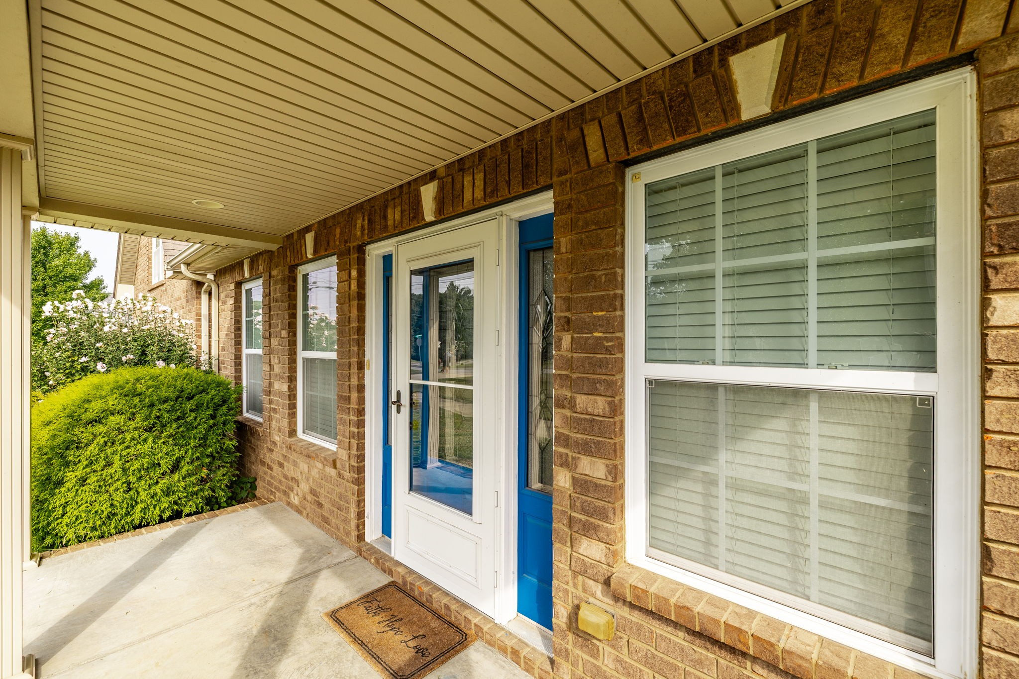 1364 Eastland Dr