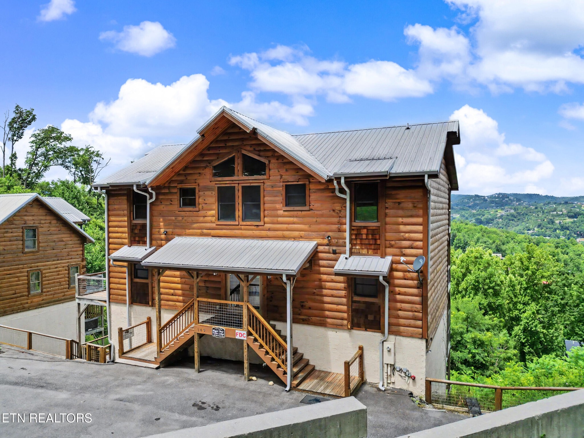 240244 Stone Fence Lane