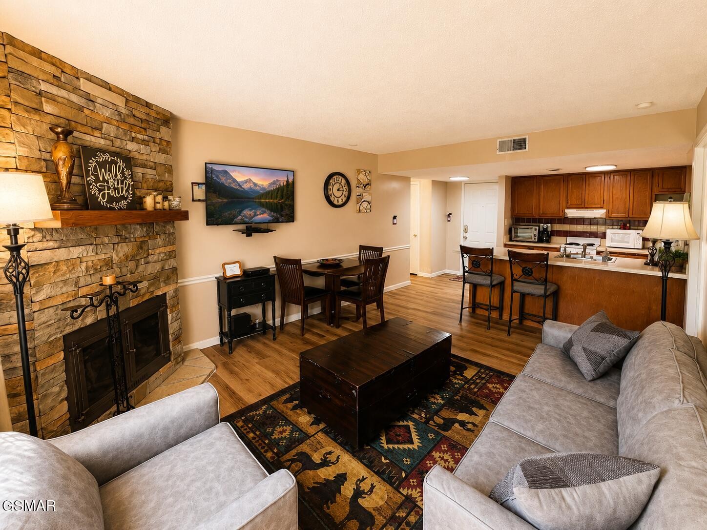 1380 Ski View Drive
