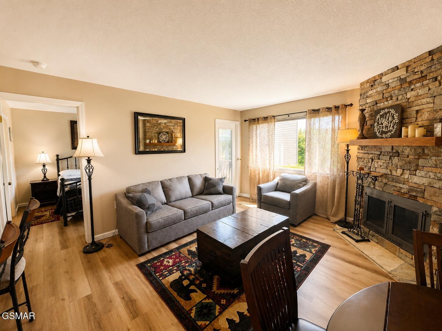 1380 Ski View Drive