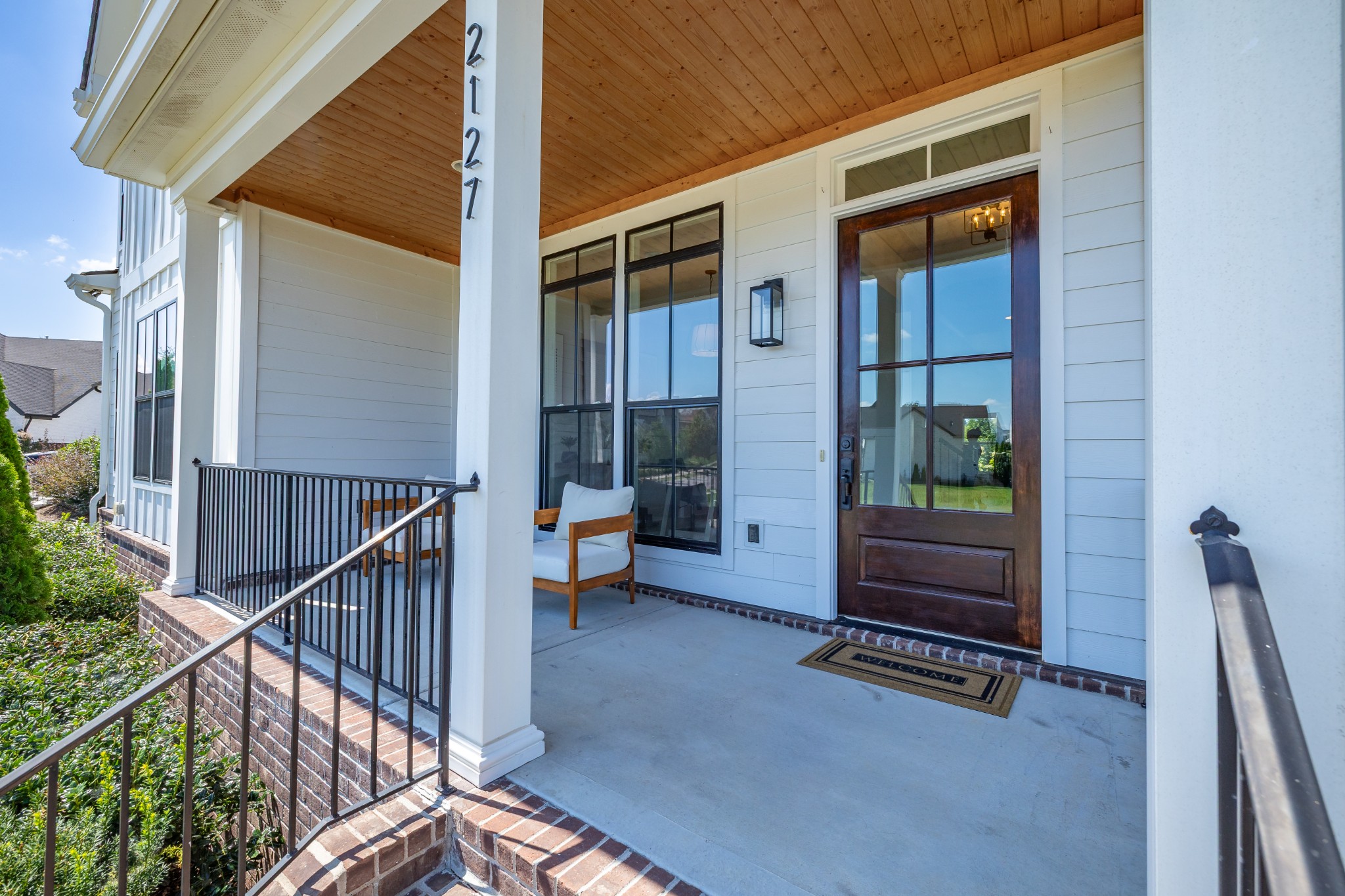 2127 Burgin Dr