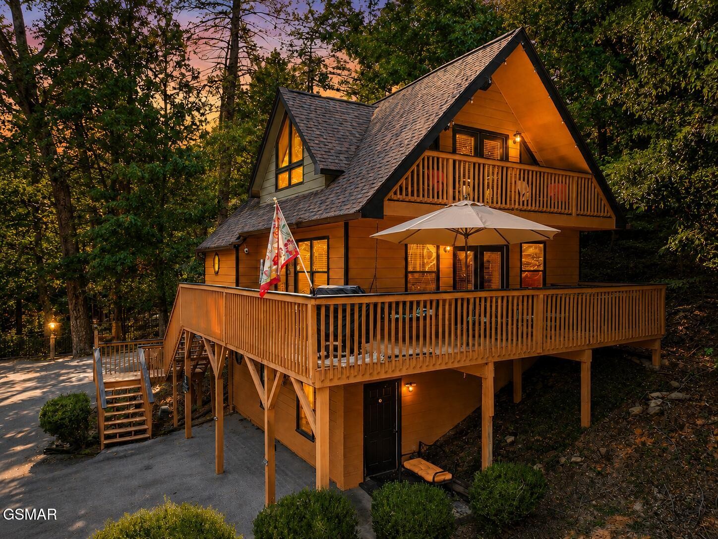 318 Greenwood Way
