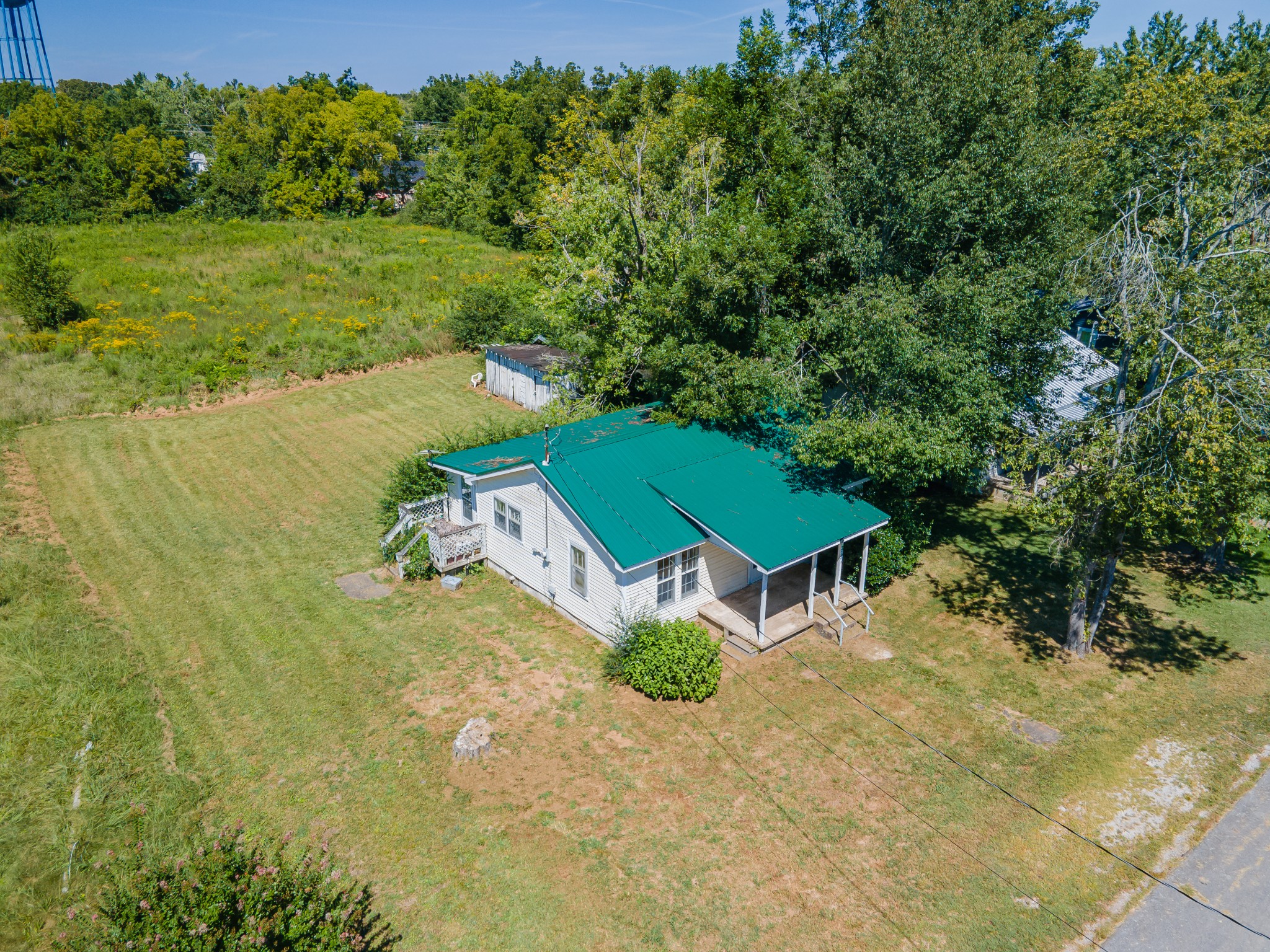 315 Willis Ave