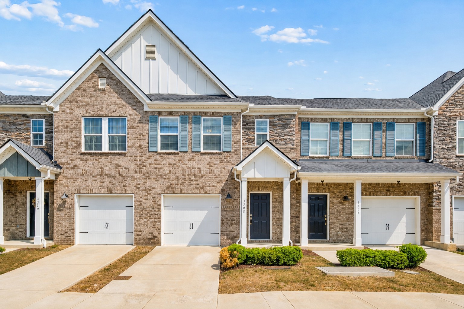 3308 Deerchase Cir