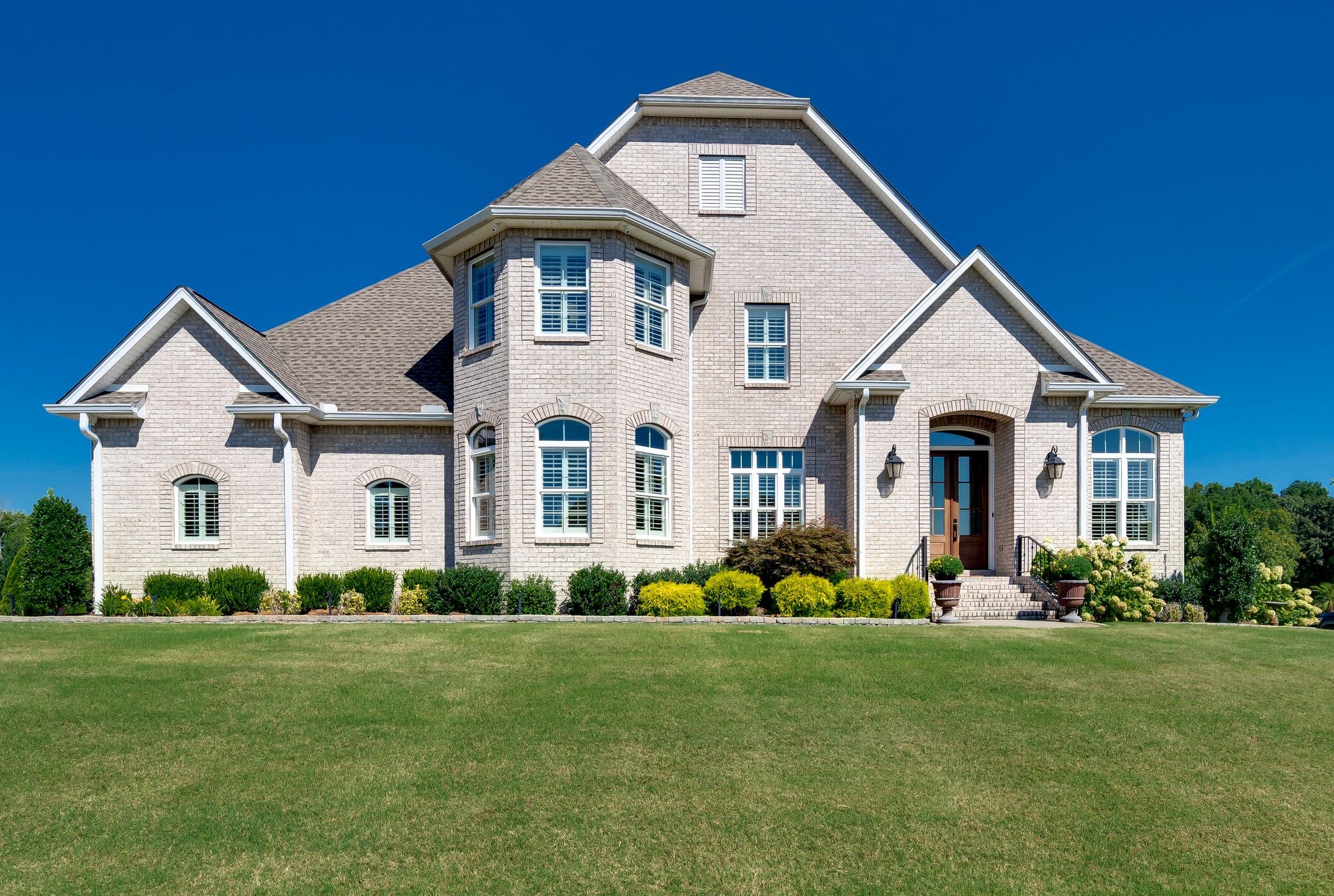 522 Country Club Dr