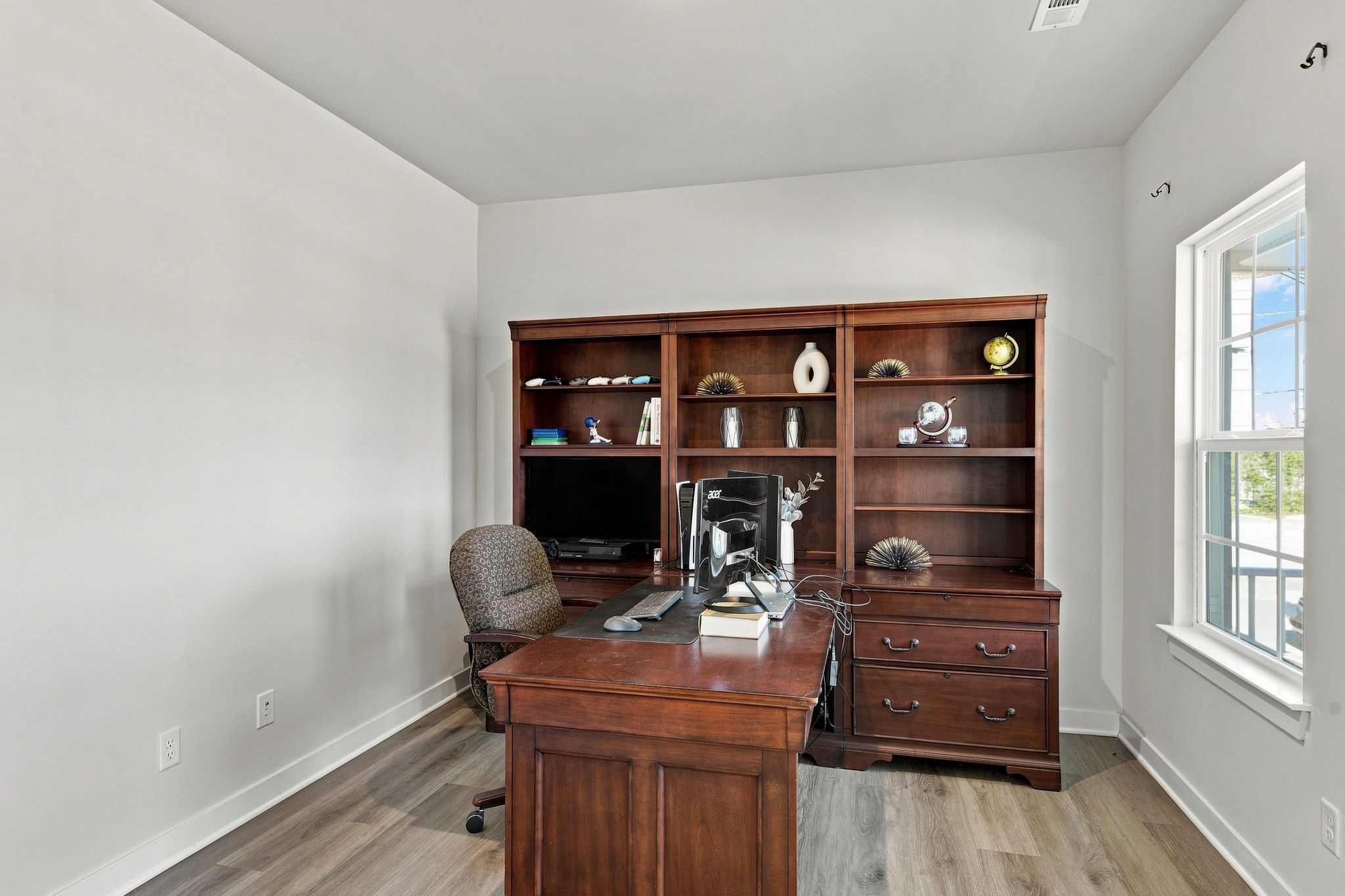 1403 Kennebec Dr