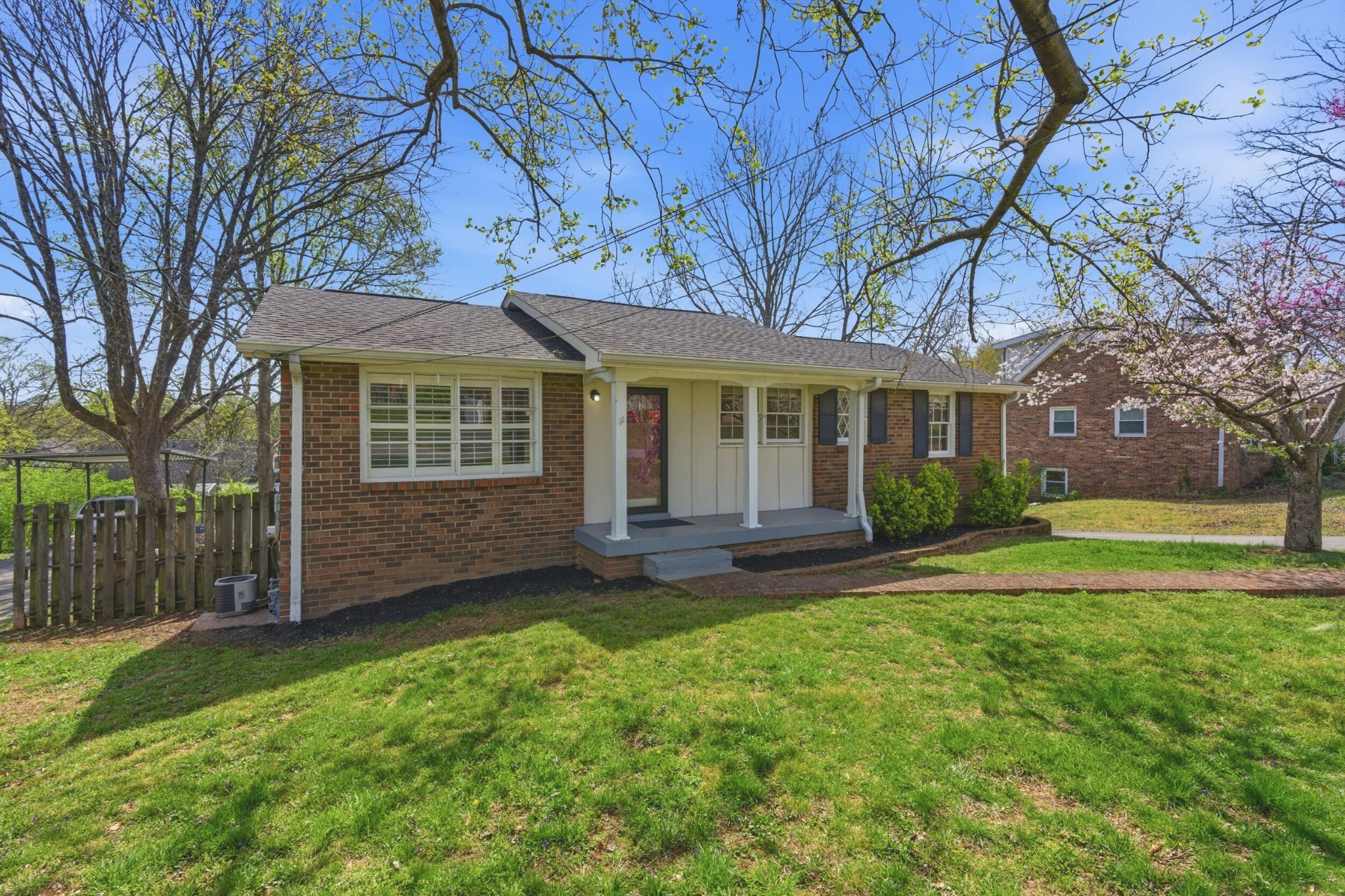 216 Whorley Dr