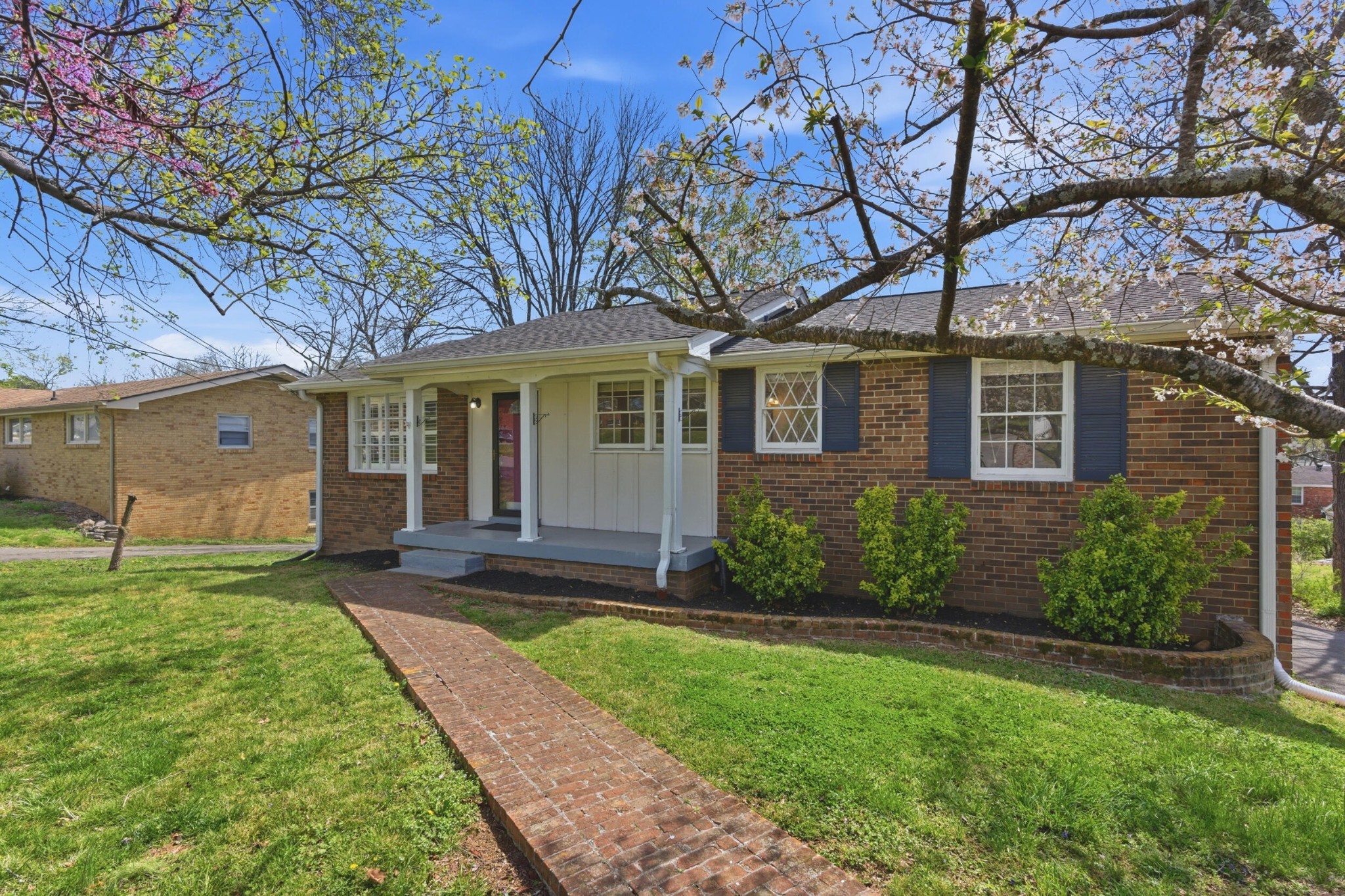 216 Whorley Dr