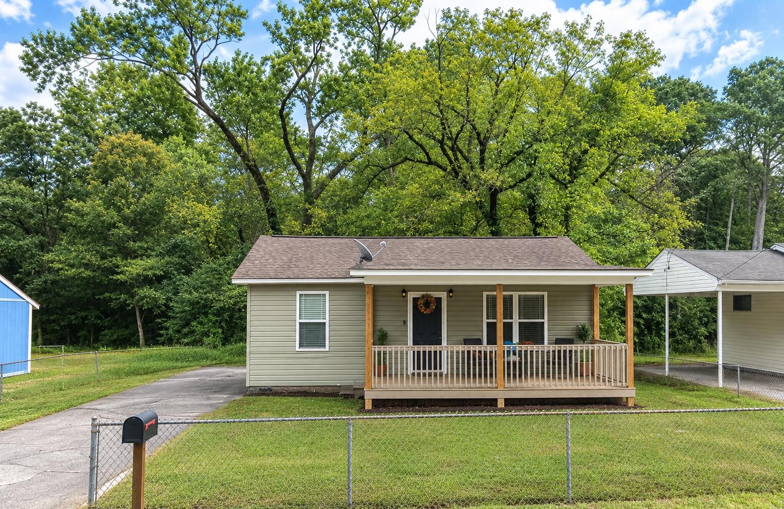 1114 Greenwood Road