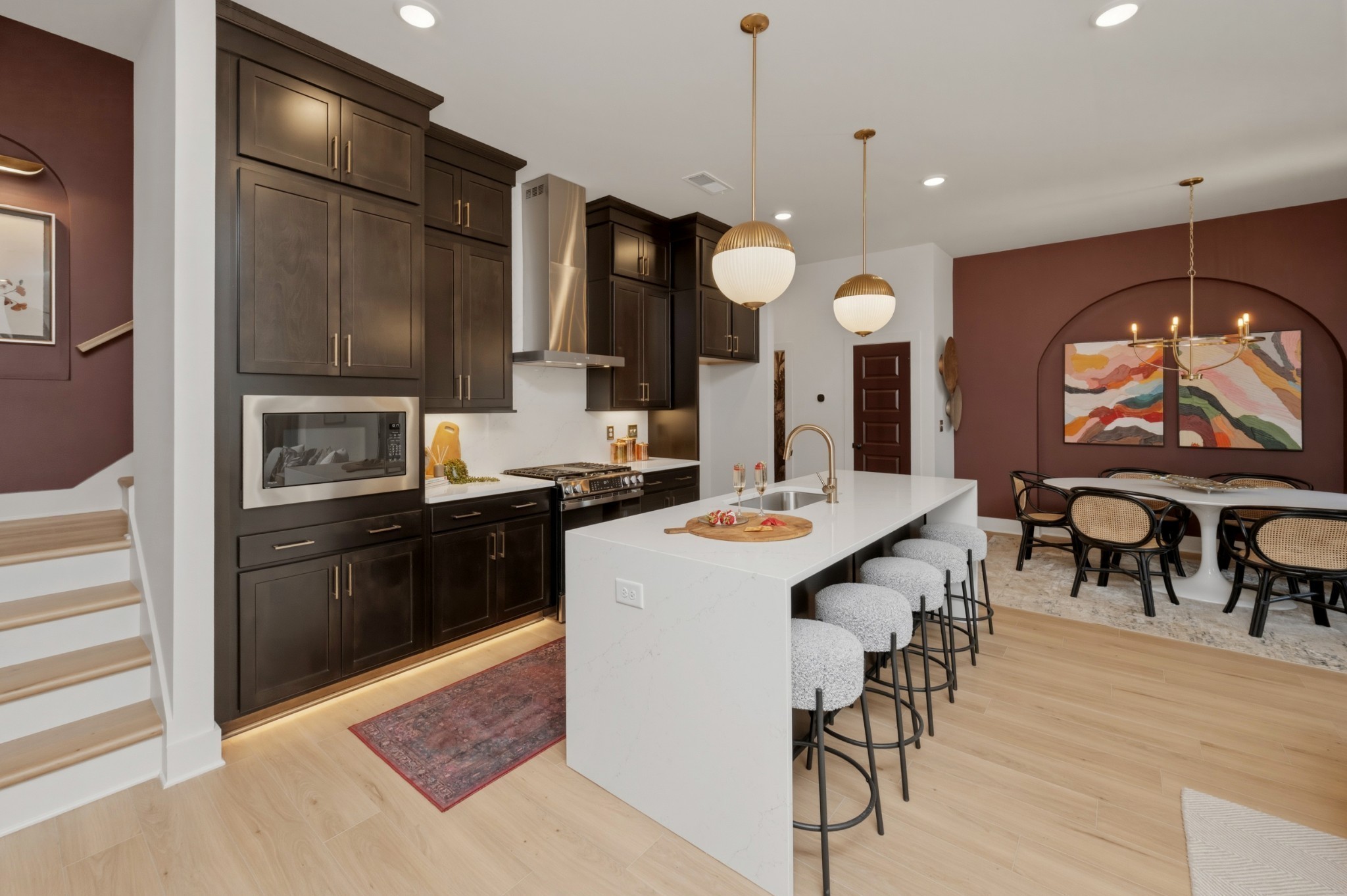 278 Huron Dr