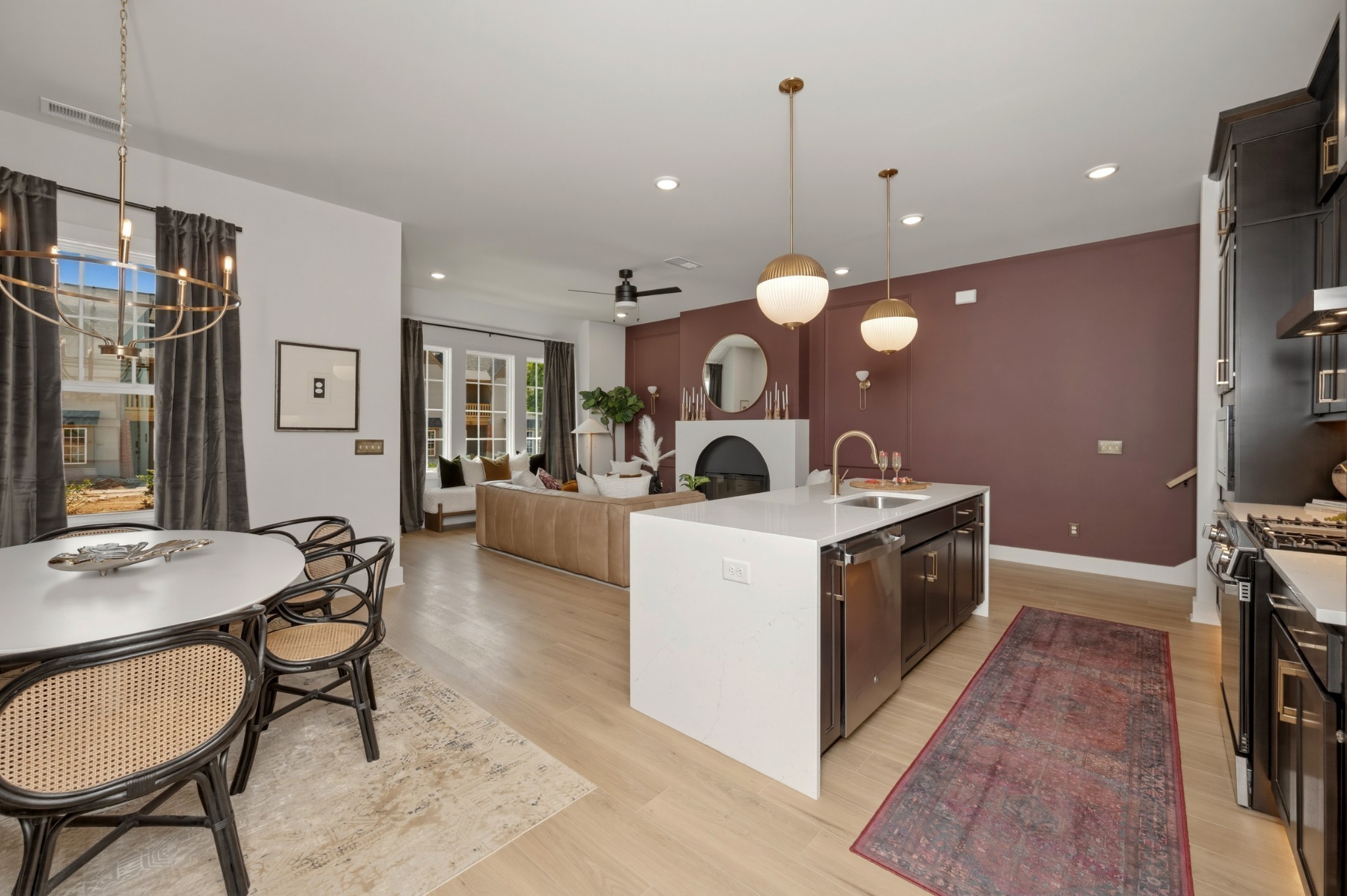 274 Huron Dr