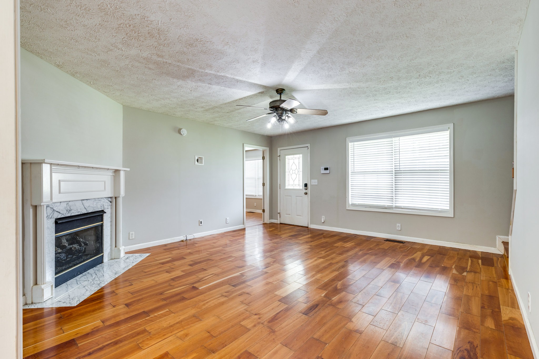 512 Myers Parsons Way