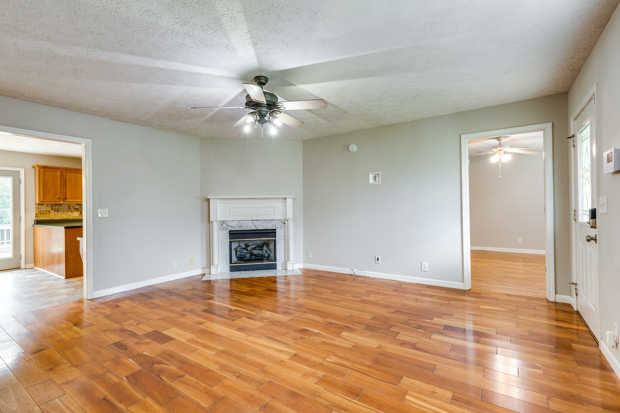 512 Myers Parsons Way