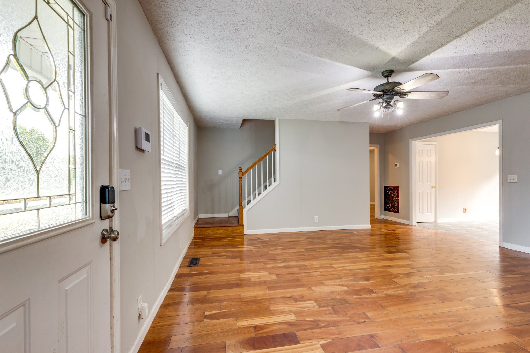 512 Myers Parsons Way