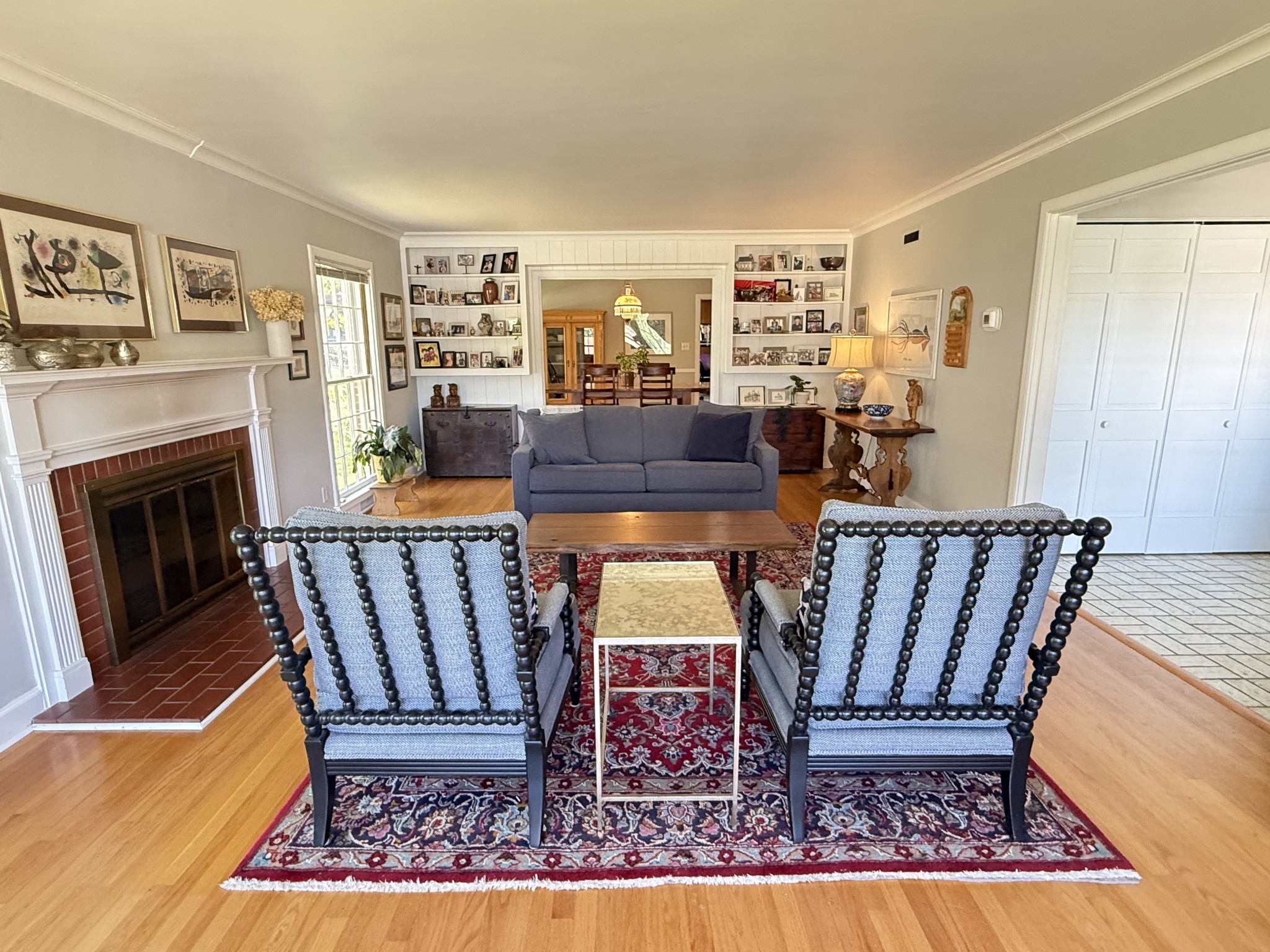 452 Walnut St