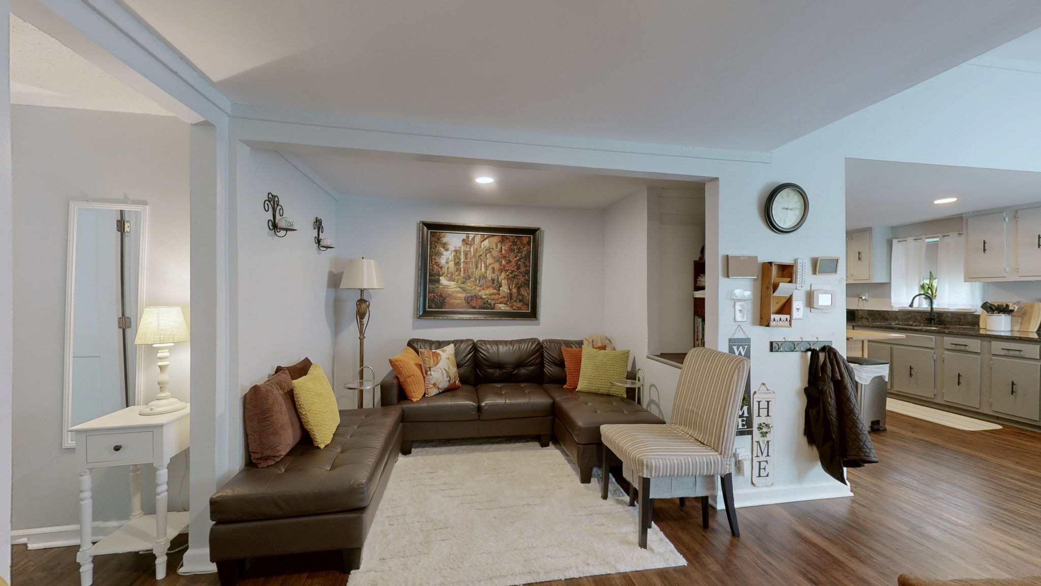 1392 Fairview Blvd