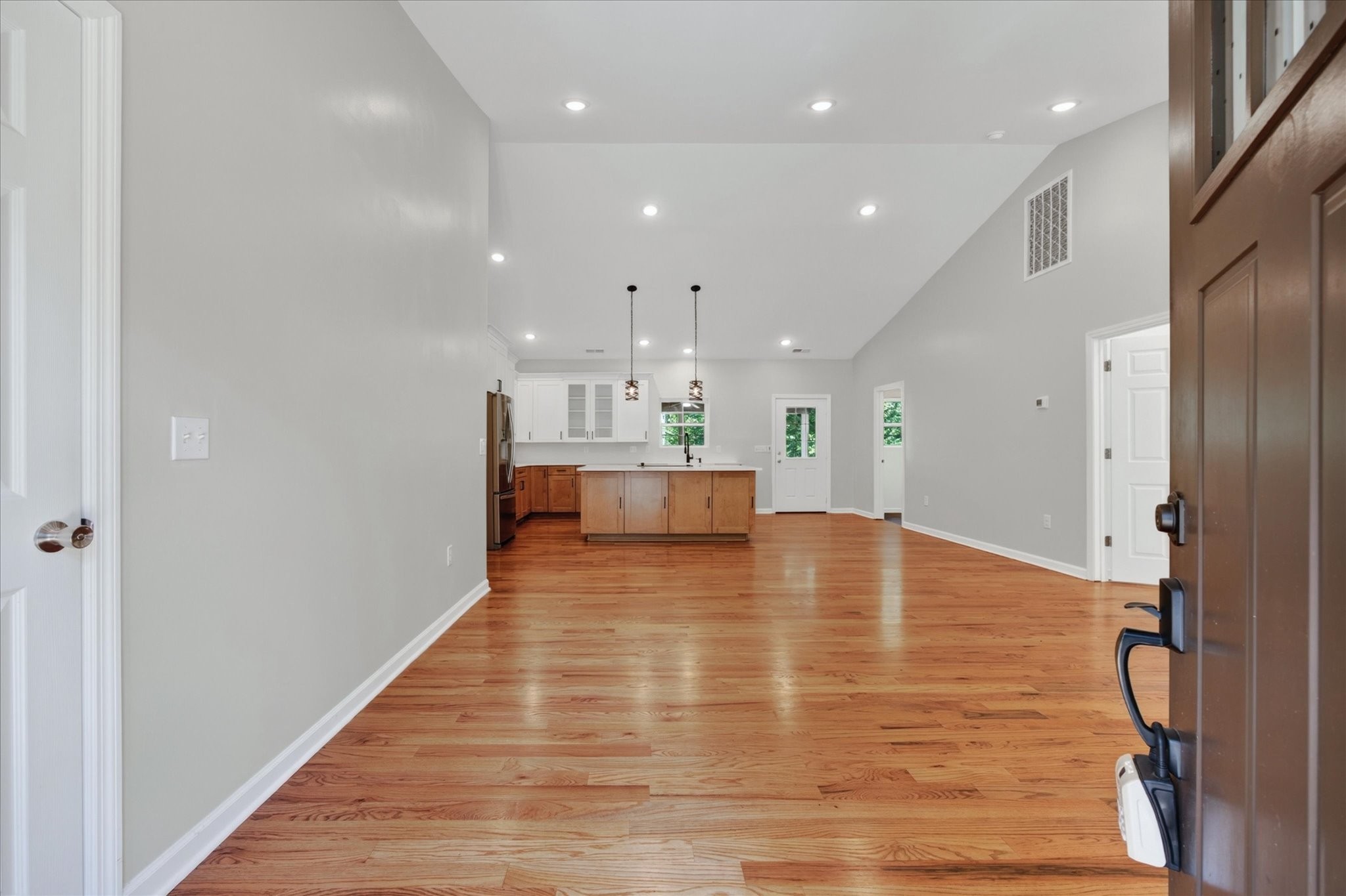 115 Dale Ln