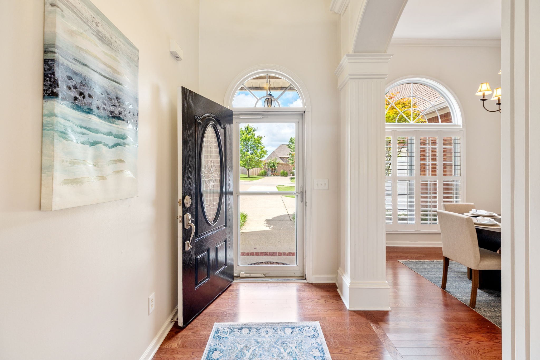 1077 Nealcrest Cir
