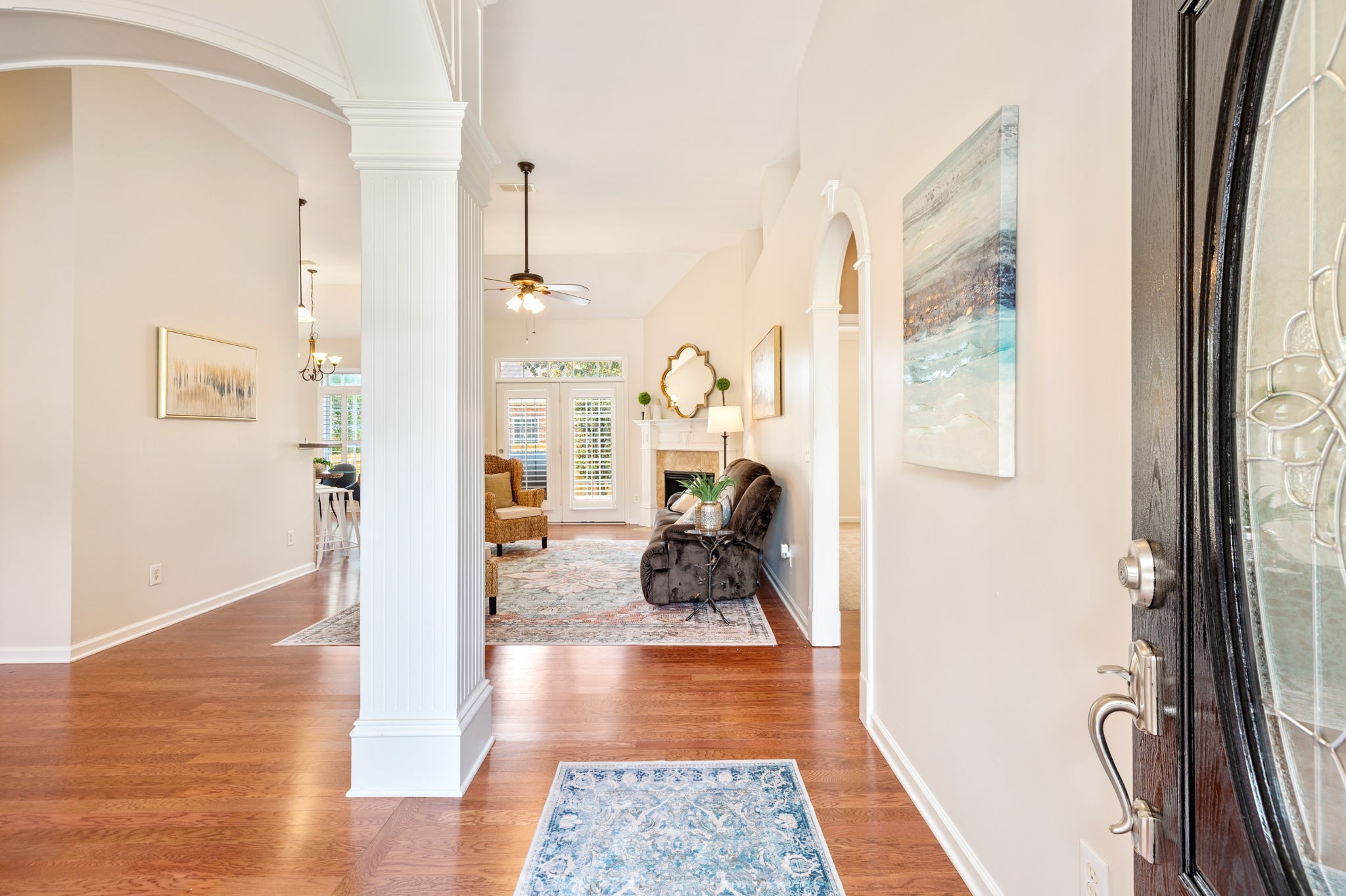 1077 Nealcrest Cir
