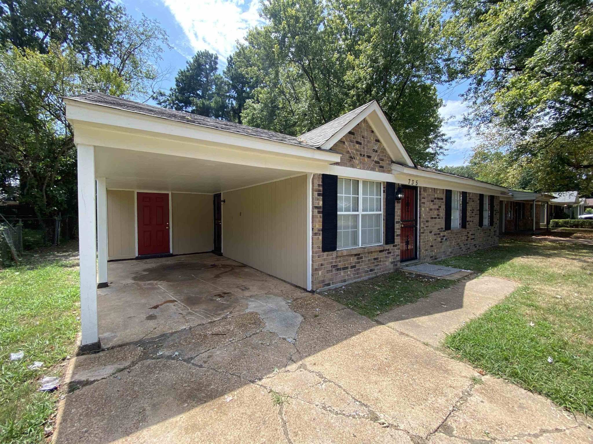 735 NORTHAVEN DR