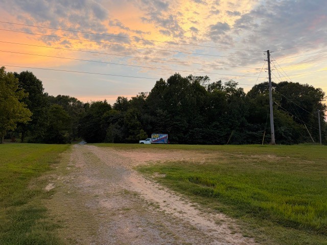 3231 Highway 52, E