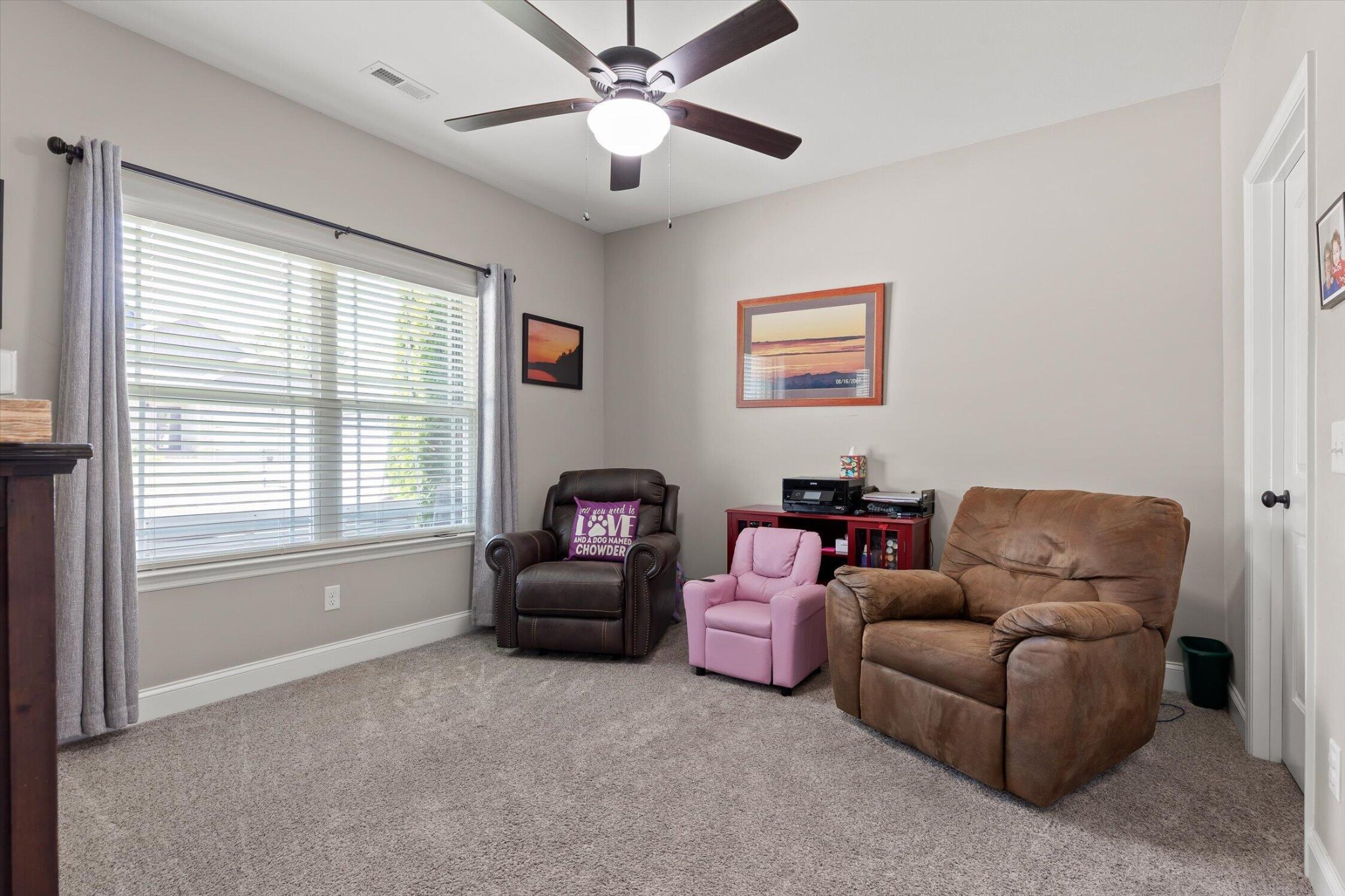 1614 Orchard Place, NE