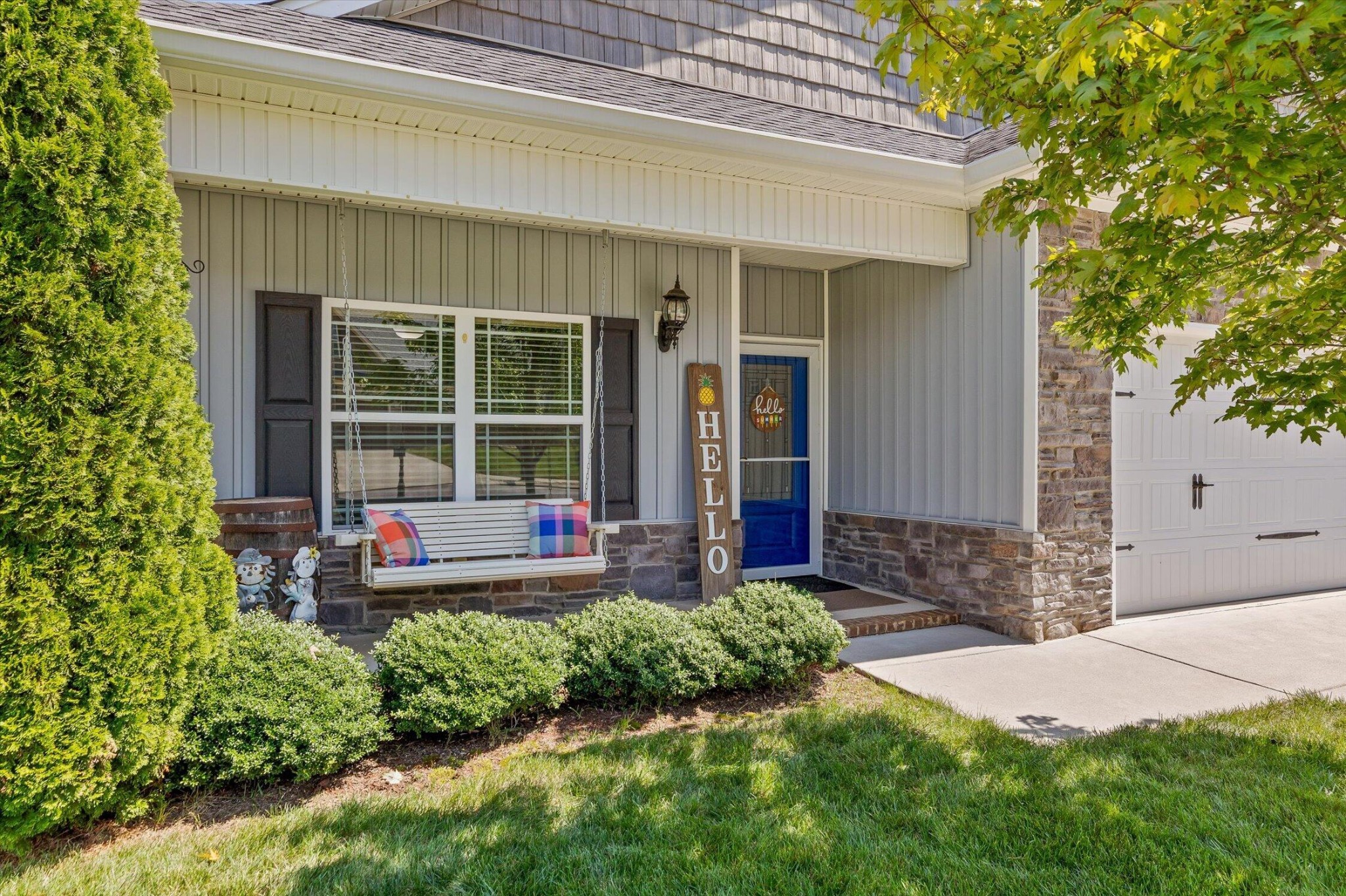 1614 Orchard Place, NE