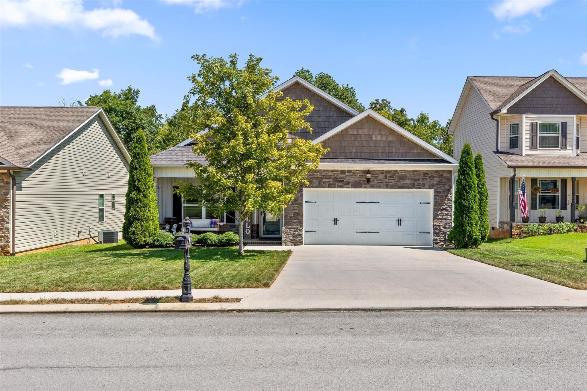 1614 Orchard Place, NE