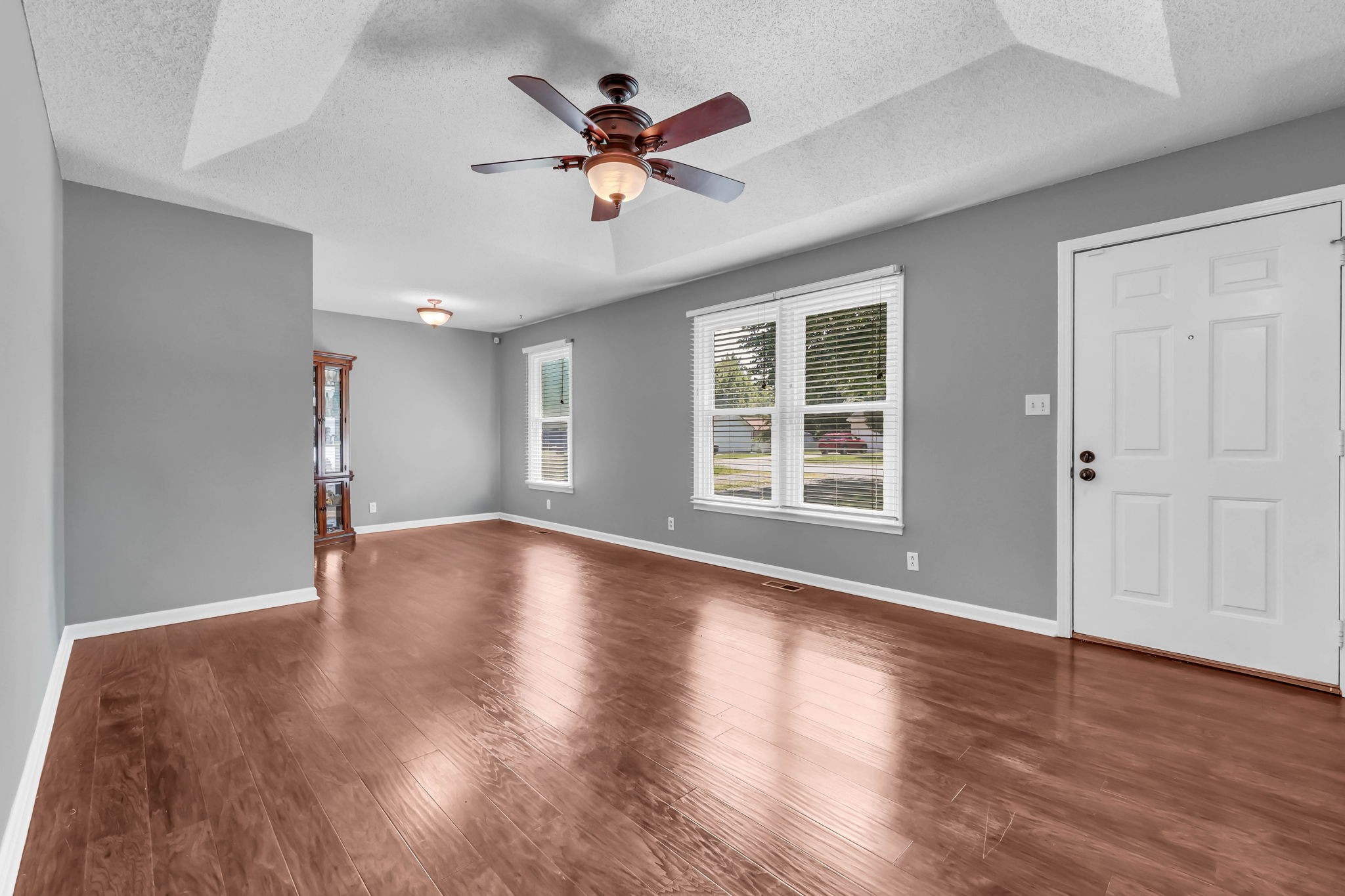 743 Spees Dr